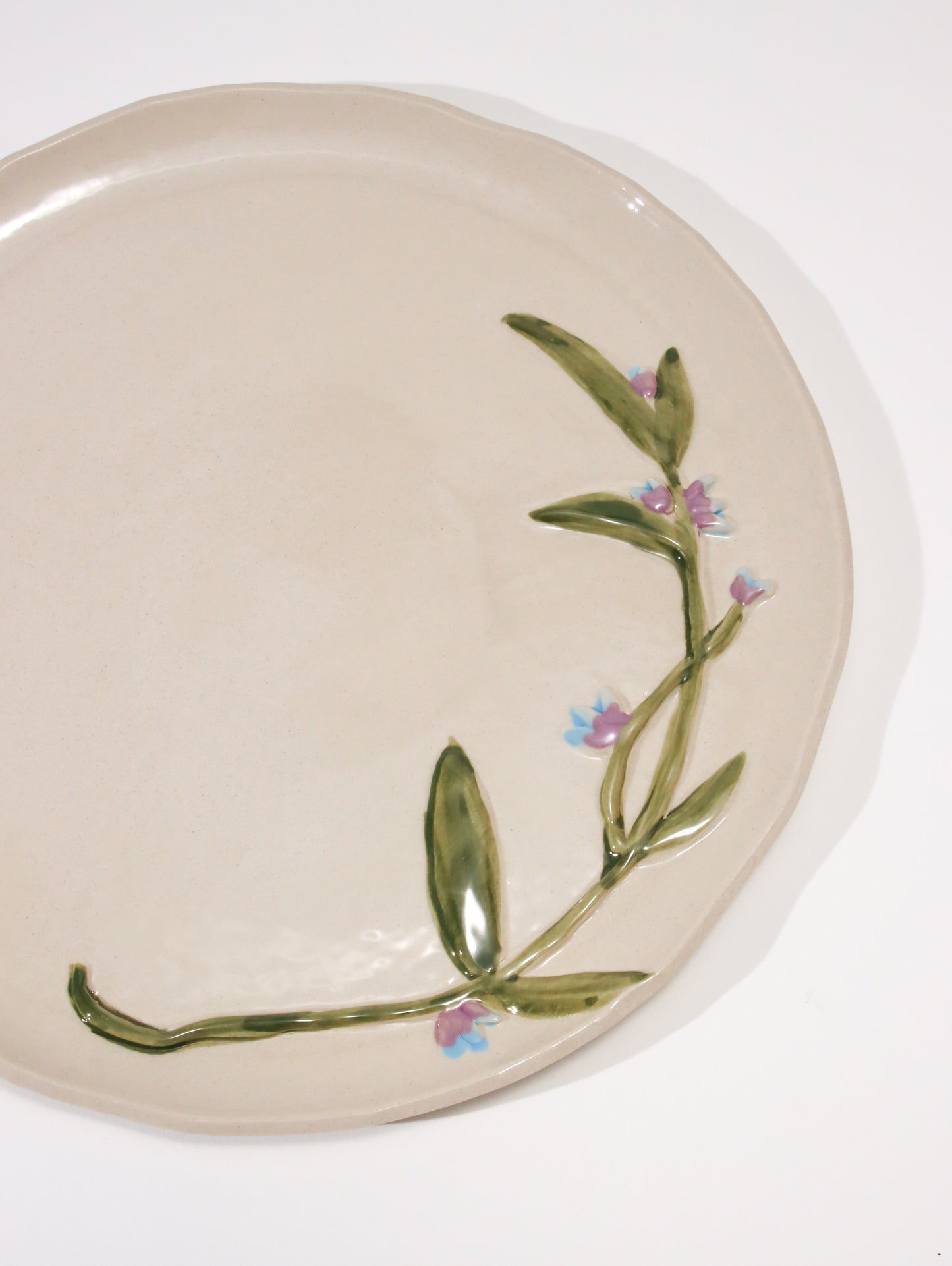 プレート LES ASSIETTES FLEURIES MYOSOTIS