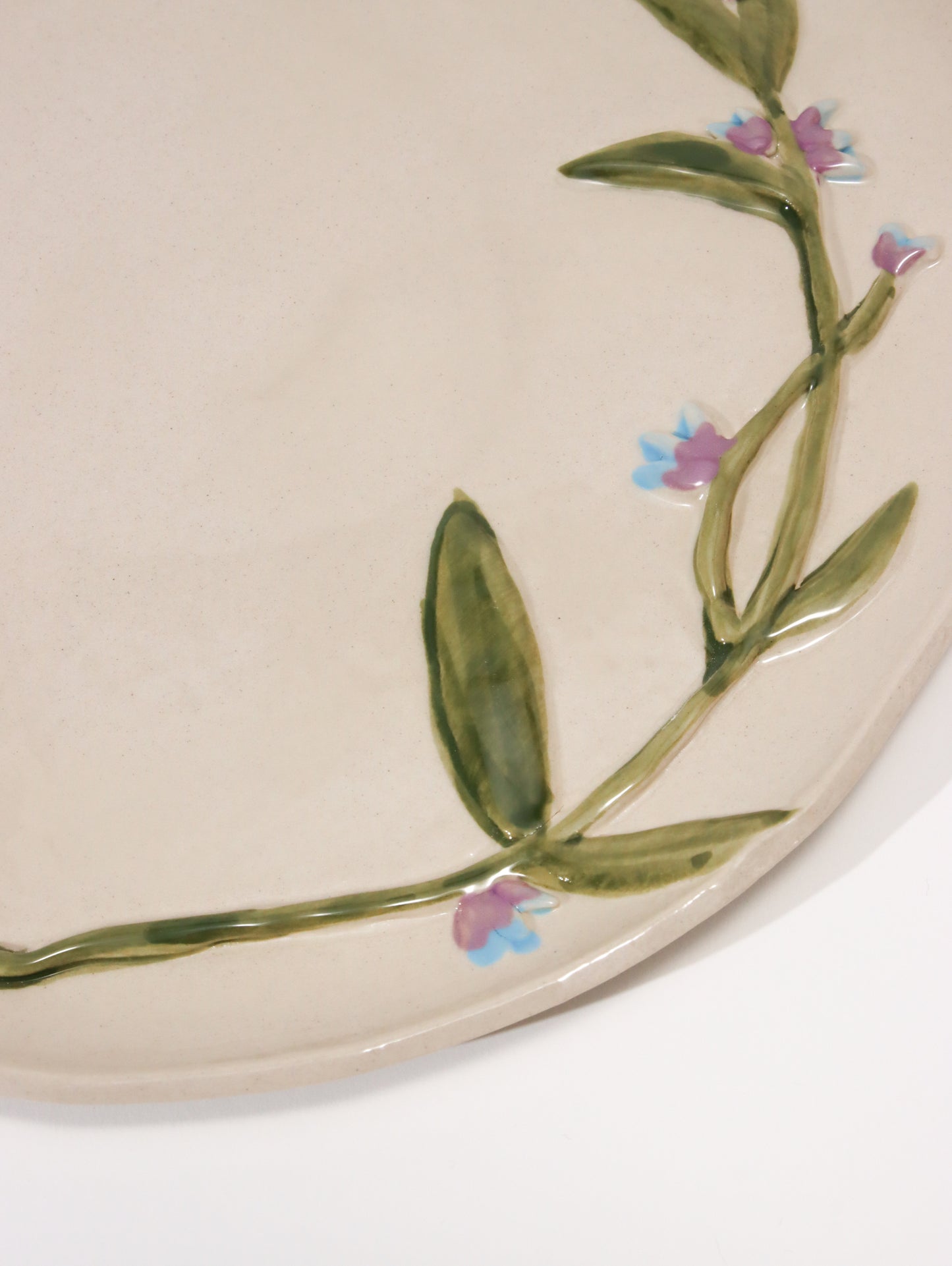 プレート LES ASSIETTES FLEURIES MYOSOTIS