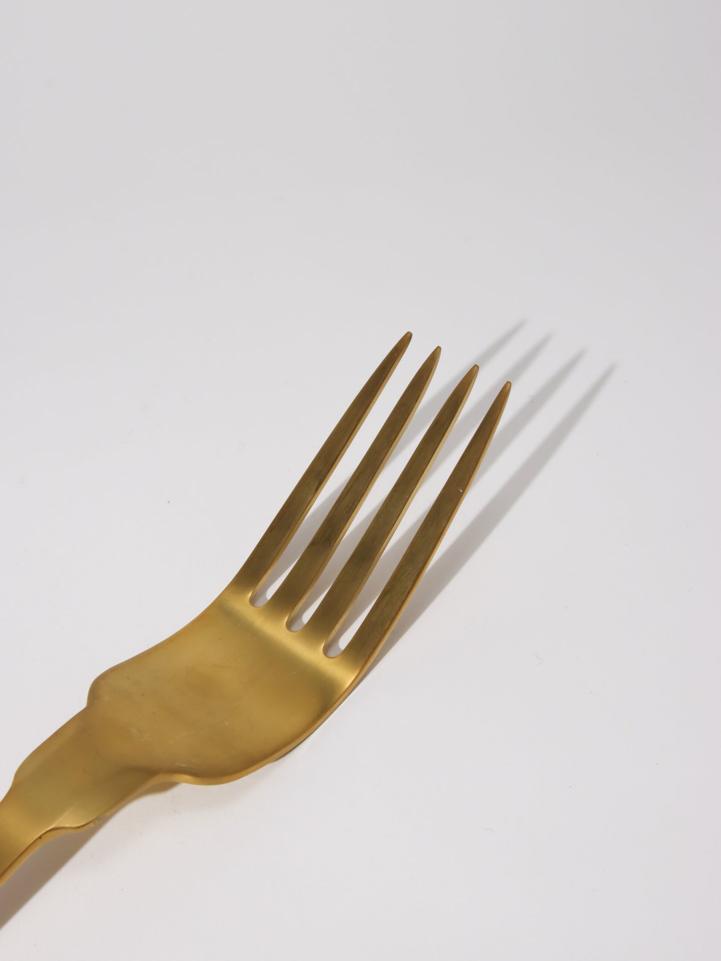 Naples サービングフォーク 26.1cm Titanium Gold Stone