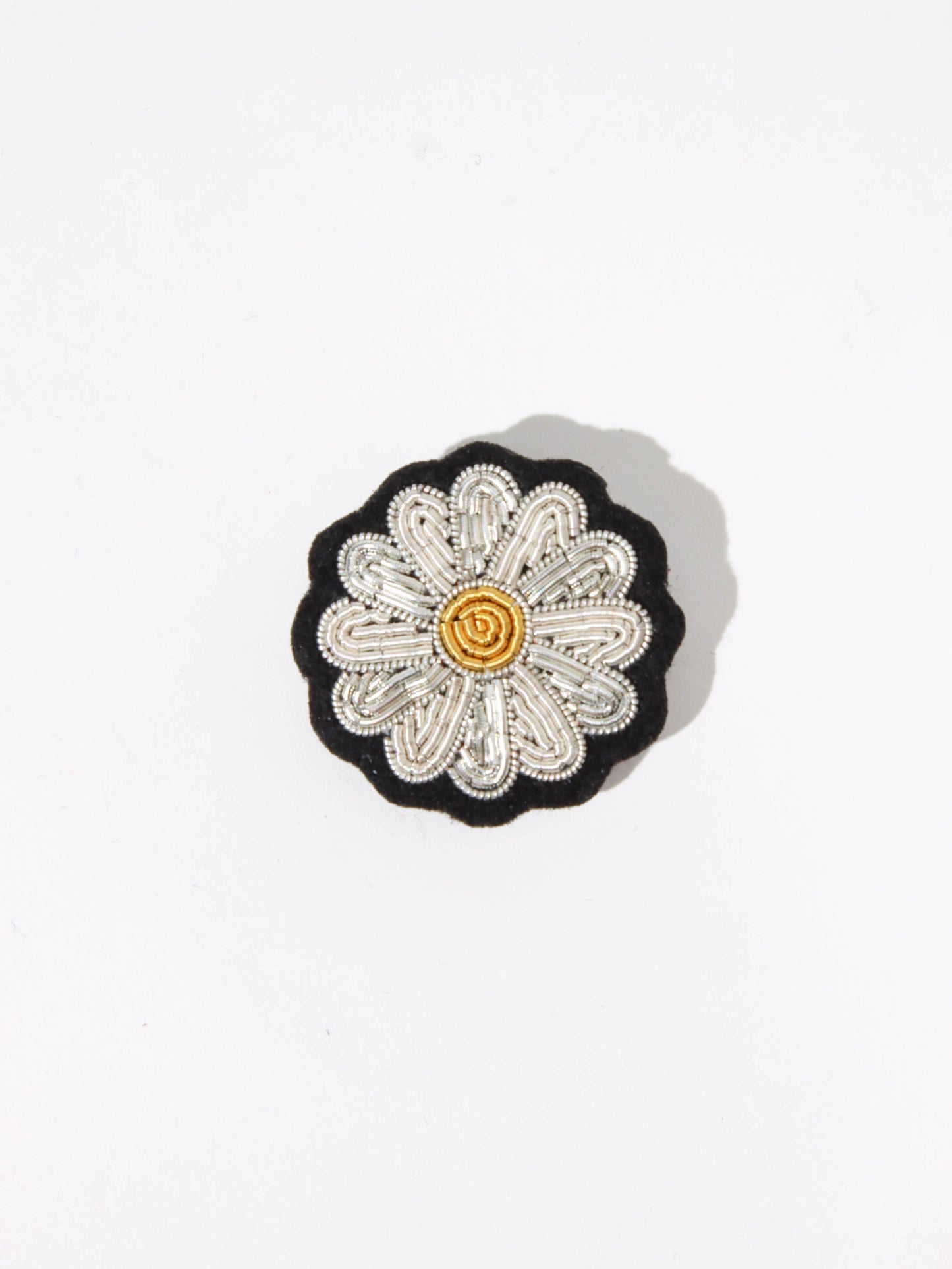 <Macon&Lesquoy>ブローチ Mini Daisy