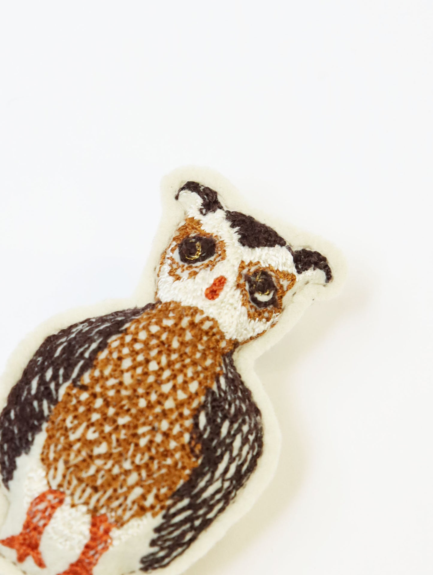ブローチ Owl