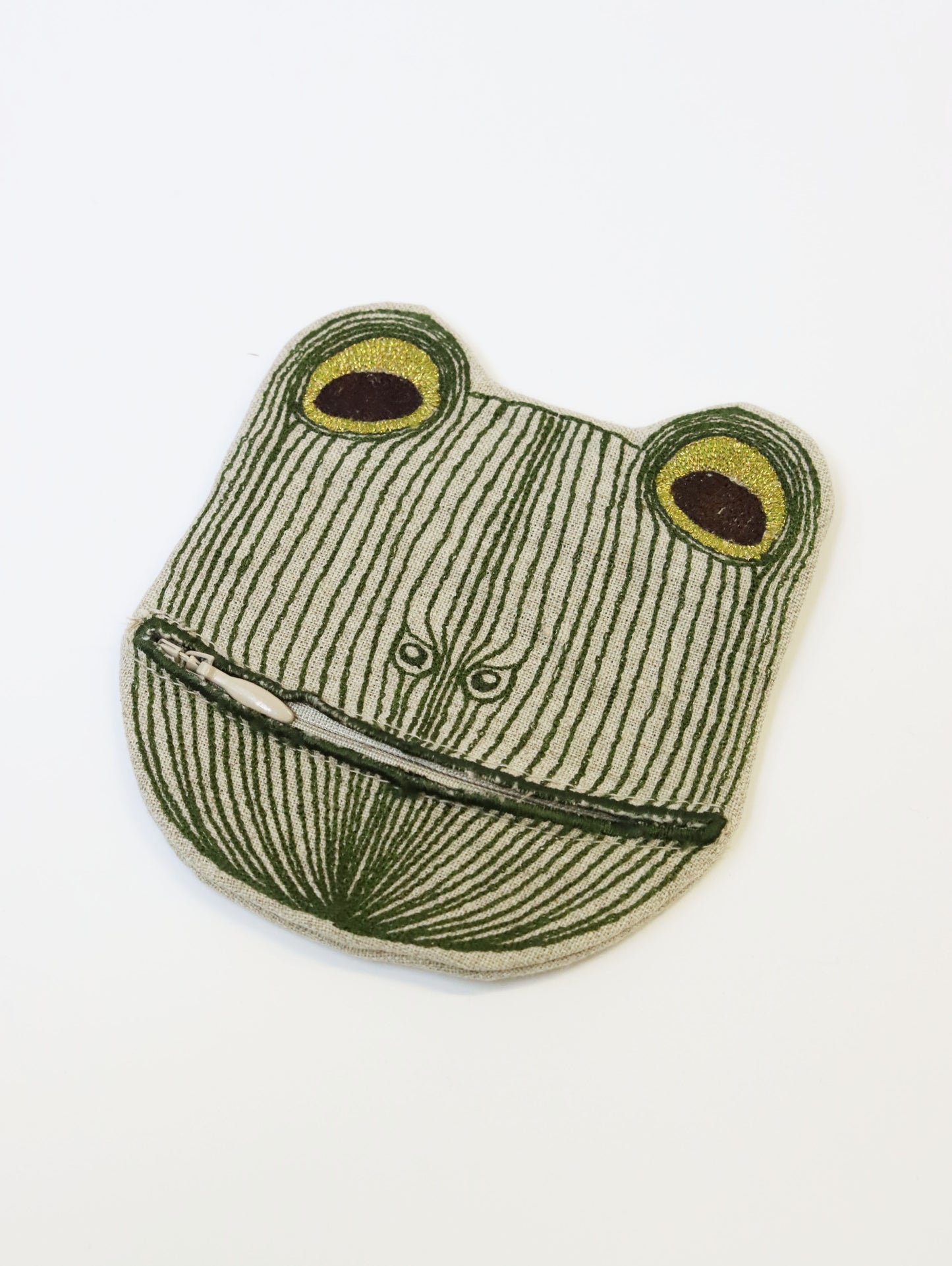 ポーチ Lucky Frog with Bell