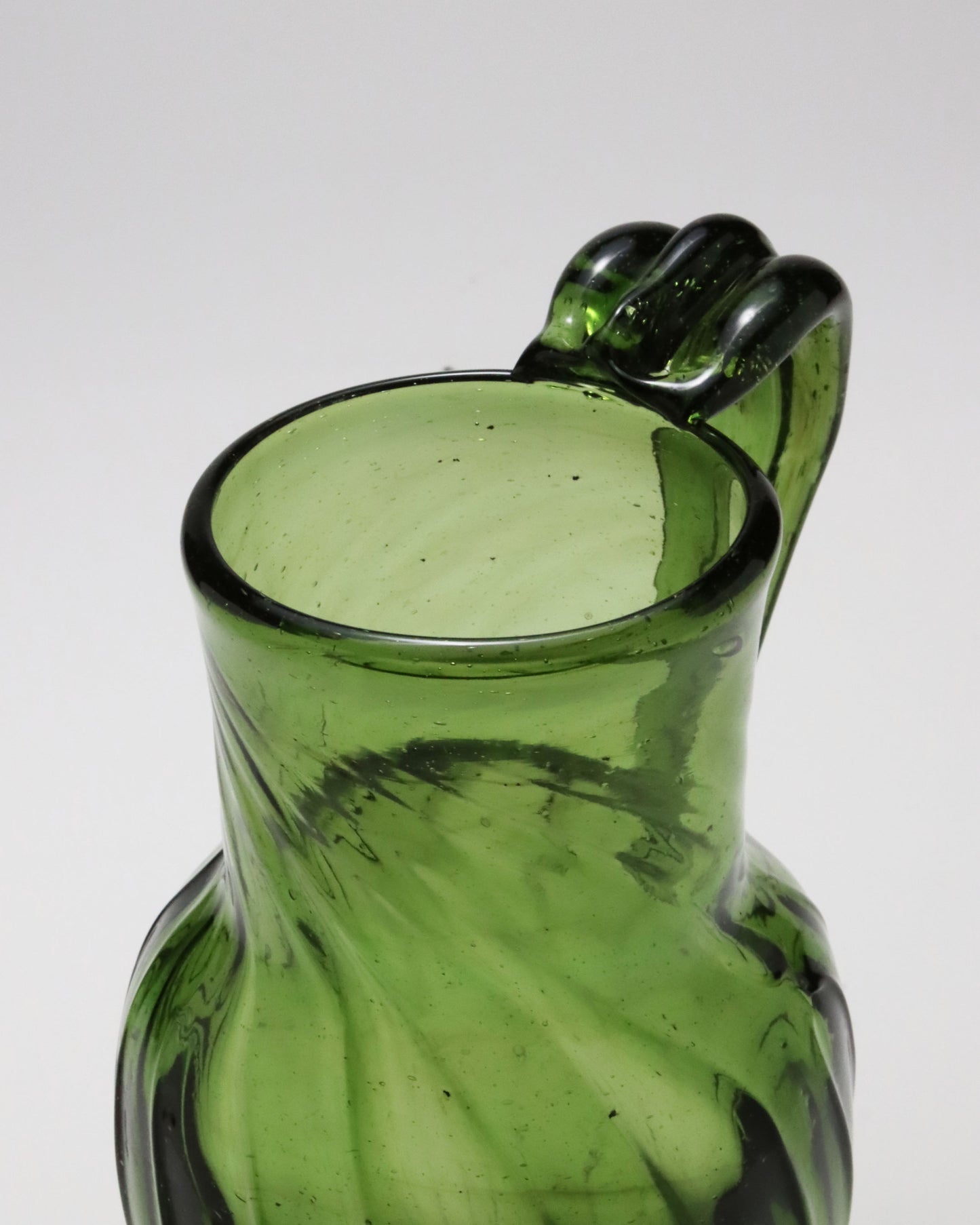 ベース Oenochoe