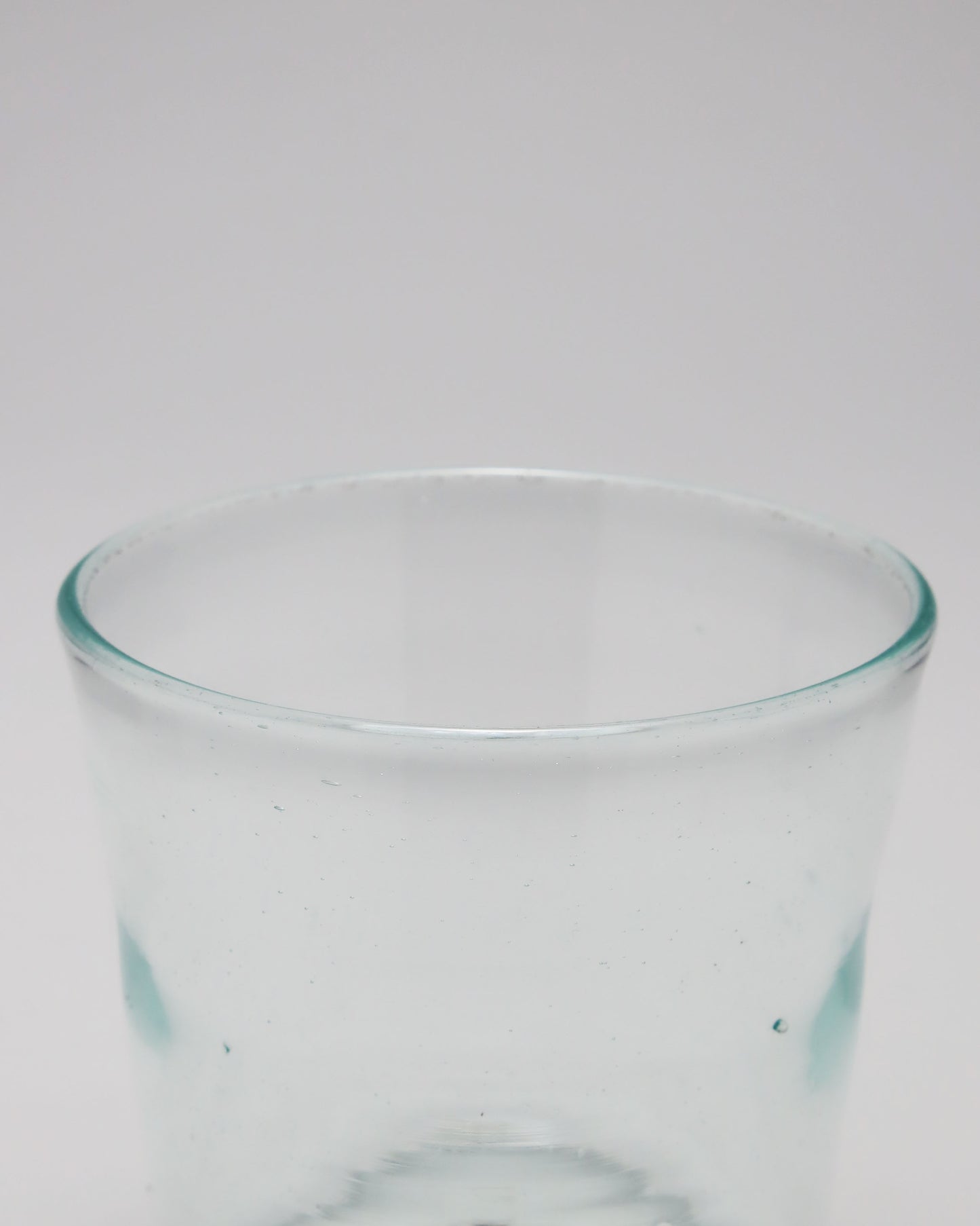 グラス V