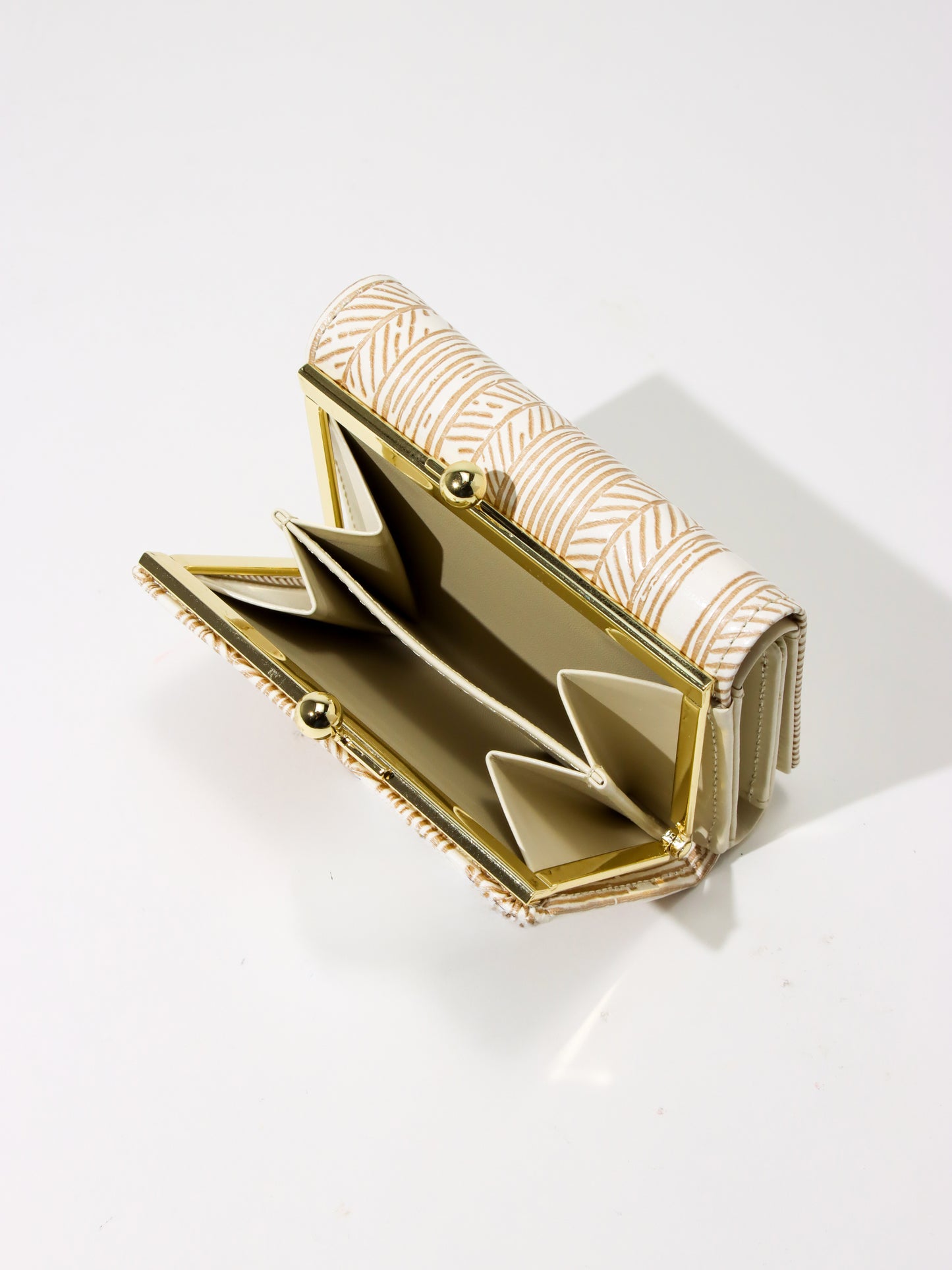 <文庫革 × Natalie Lete>三つ折り財布 Rabbit and LUCK