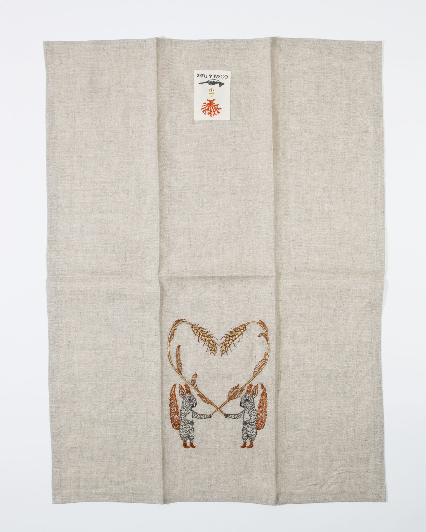 ティータオル Squirrels with Wheat
