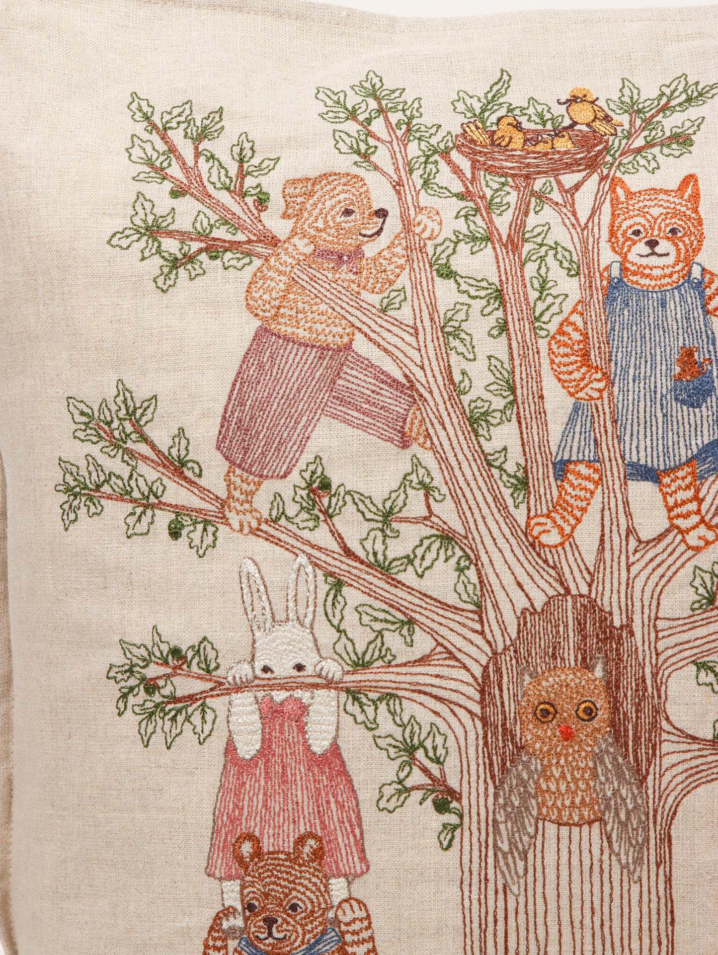 クッションカバー 40x40 Tree of Fun Pillow