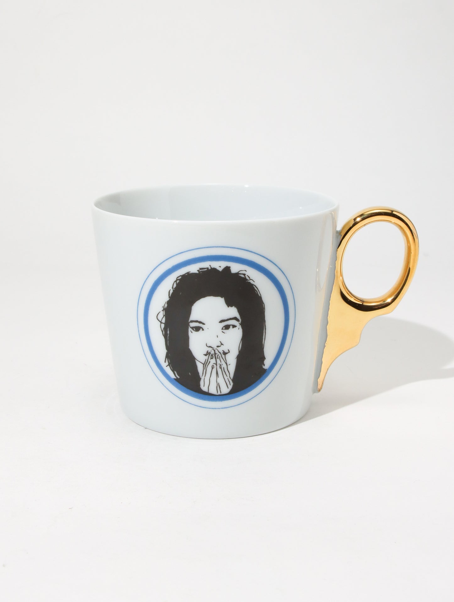 ポートレートマグ Bjork