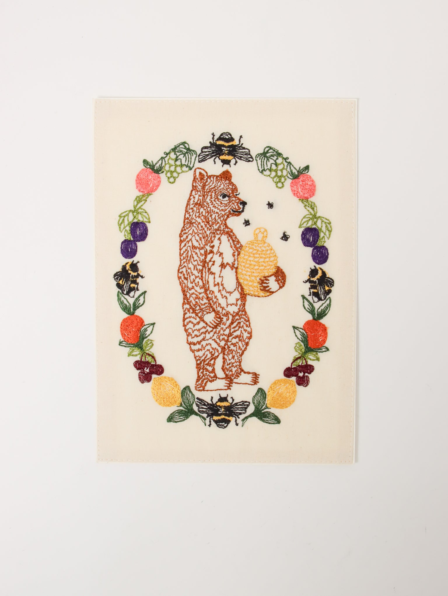 刺繍カード Honey Bear