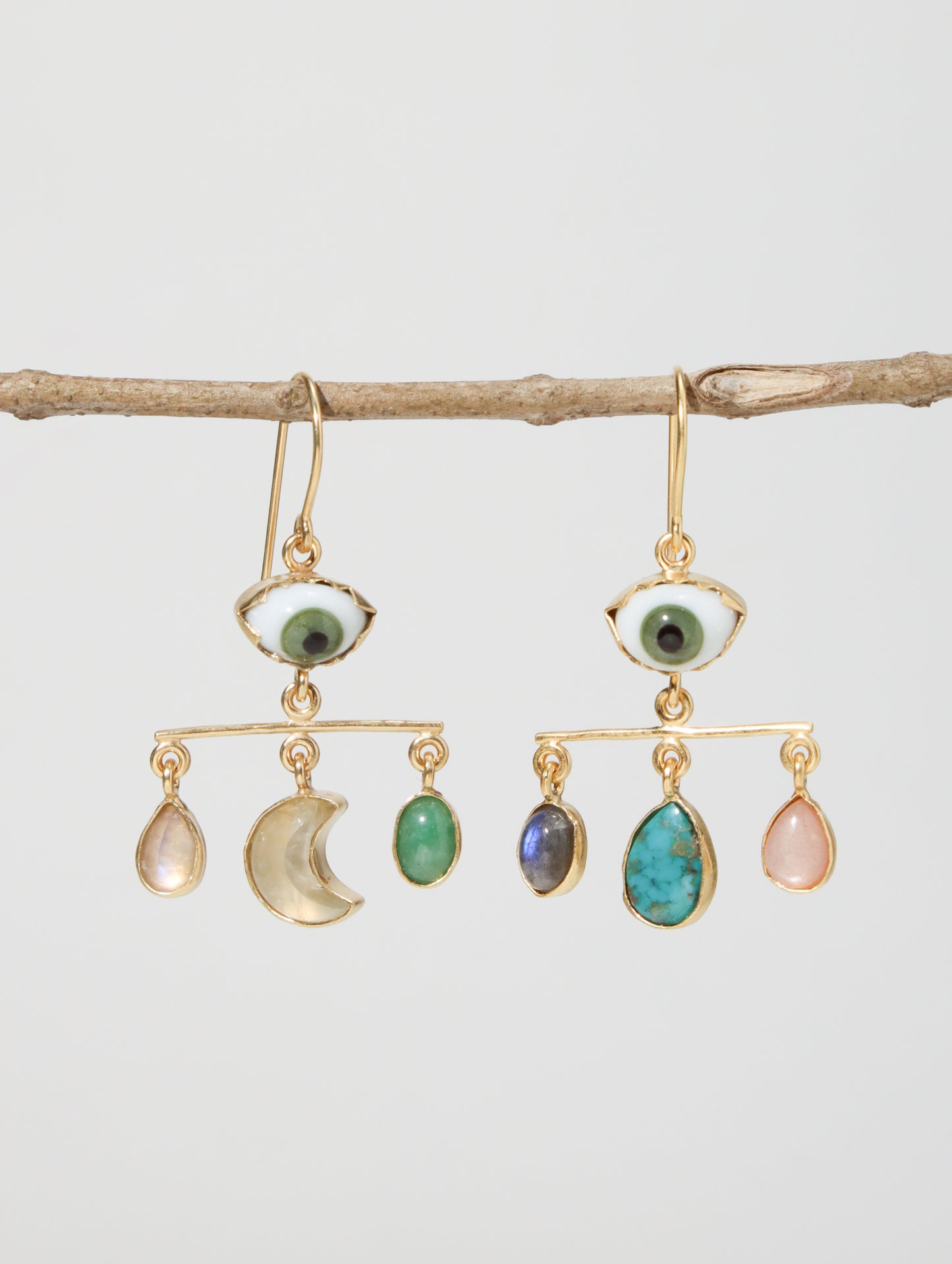 EYE BALANCE ドロップピアス
