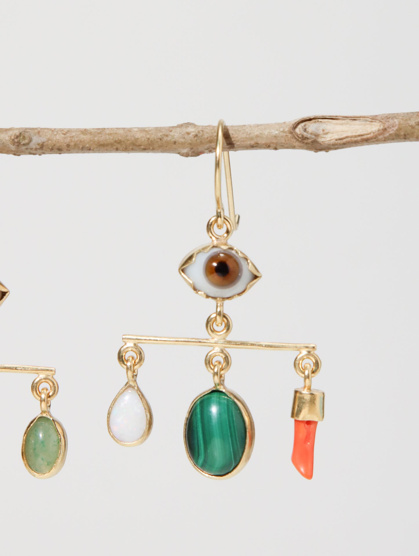 EYE バランスドロップピアス Multi