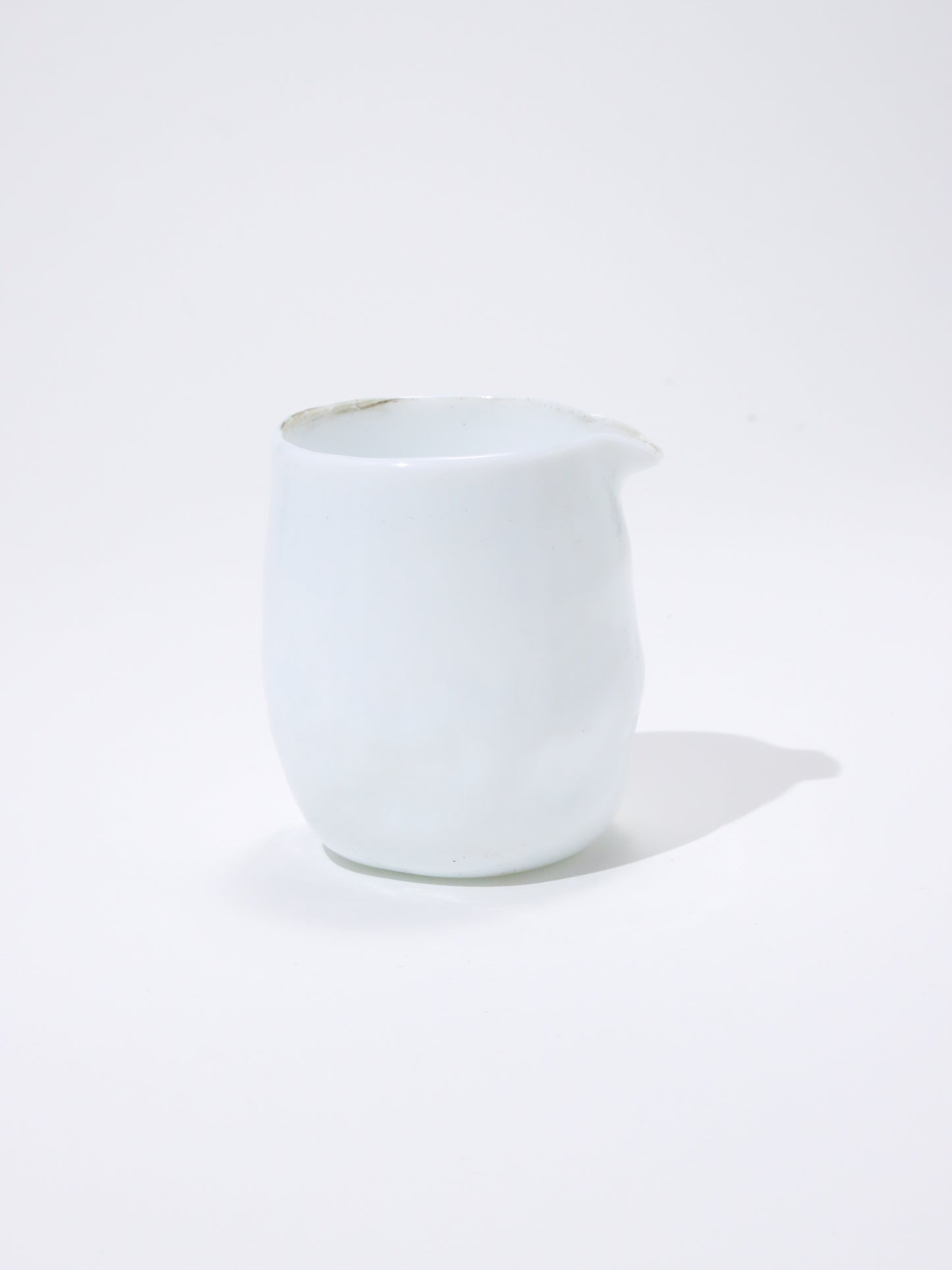 フラワーベース Sauciere Bosselee White