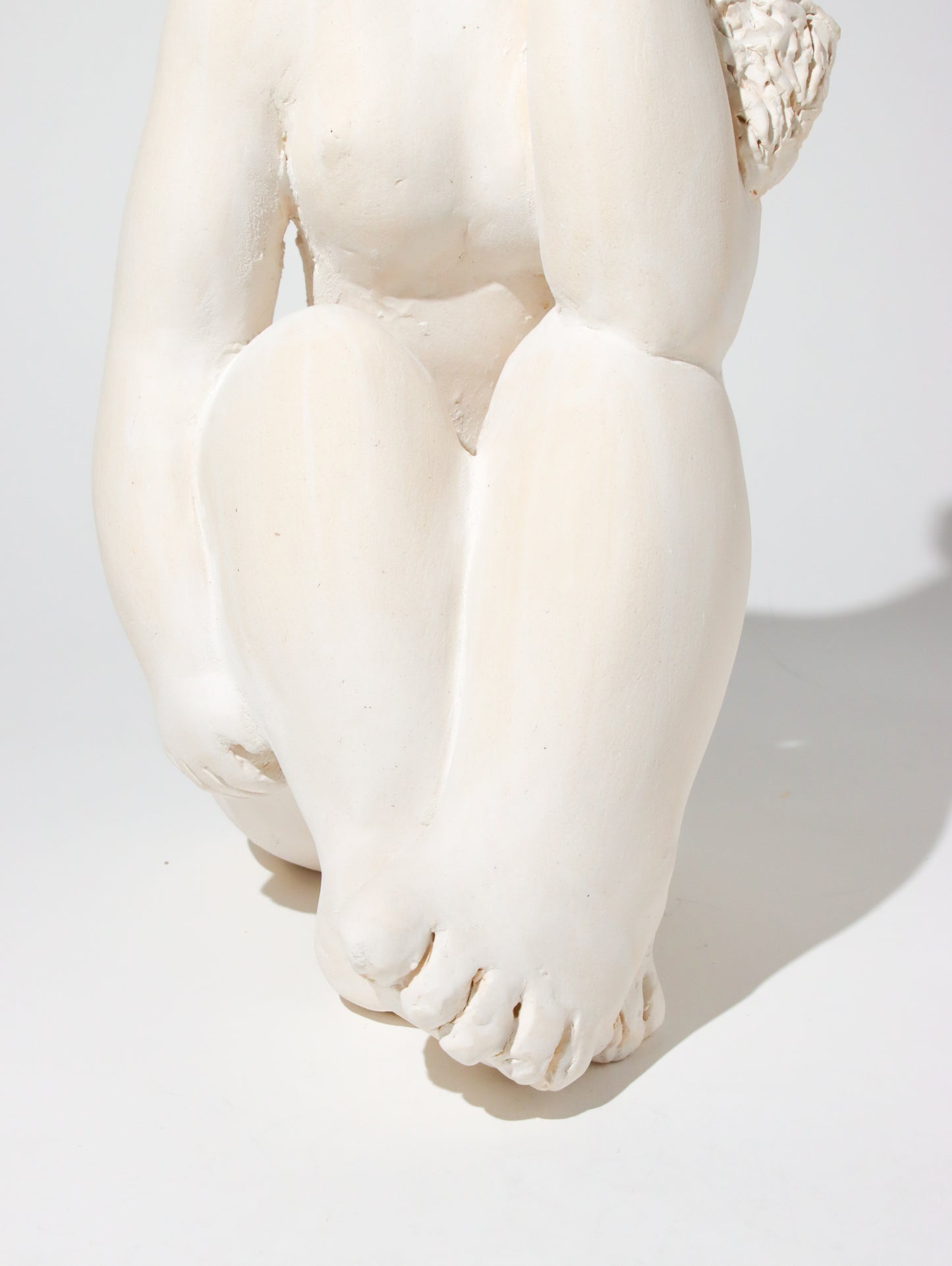 オブジェ Femme blanche pensive 35cm