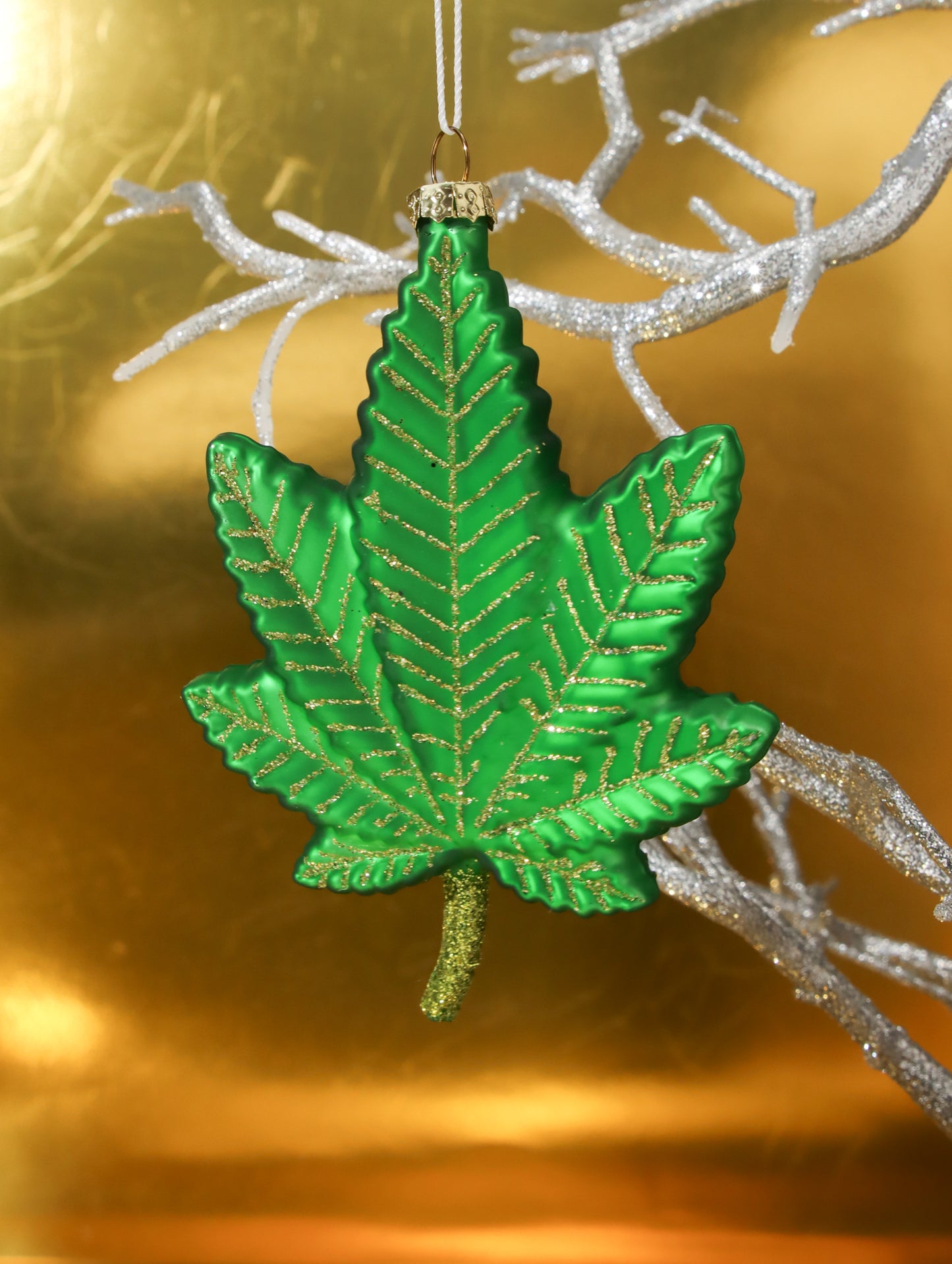 オーナメント CANNABIS