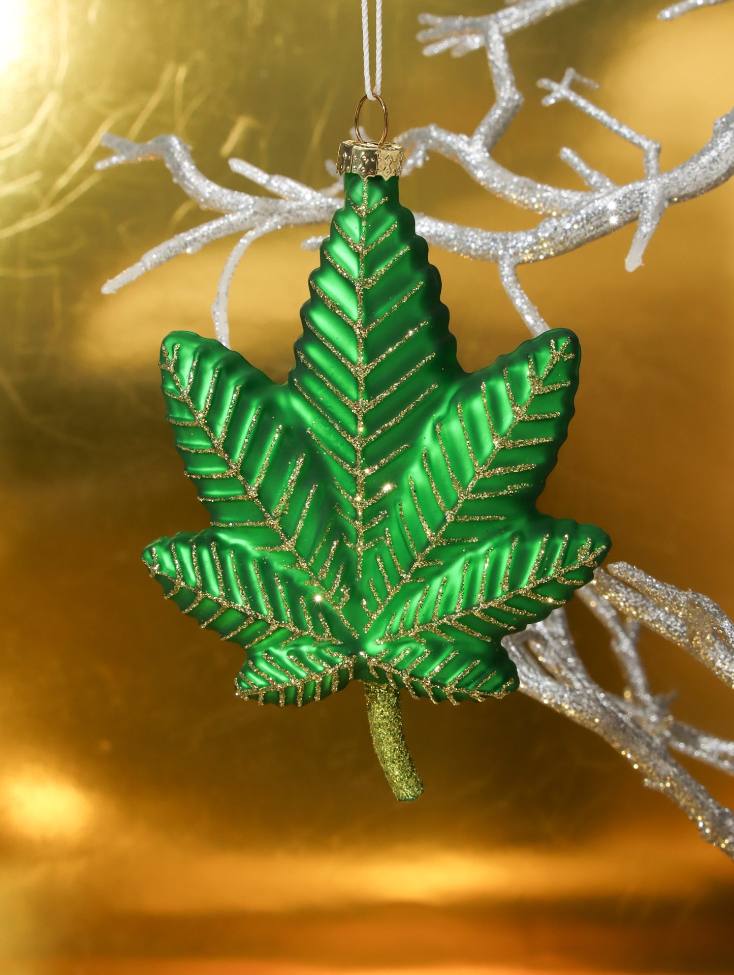 オーナメント CANNABIS