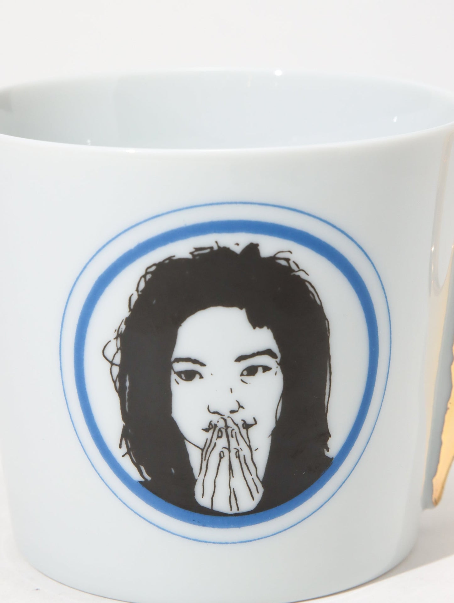 ポートレートマグ Bjork