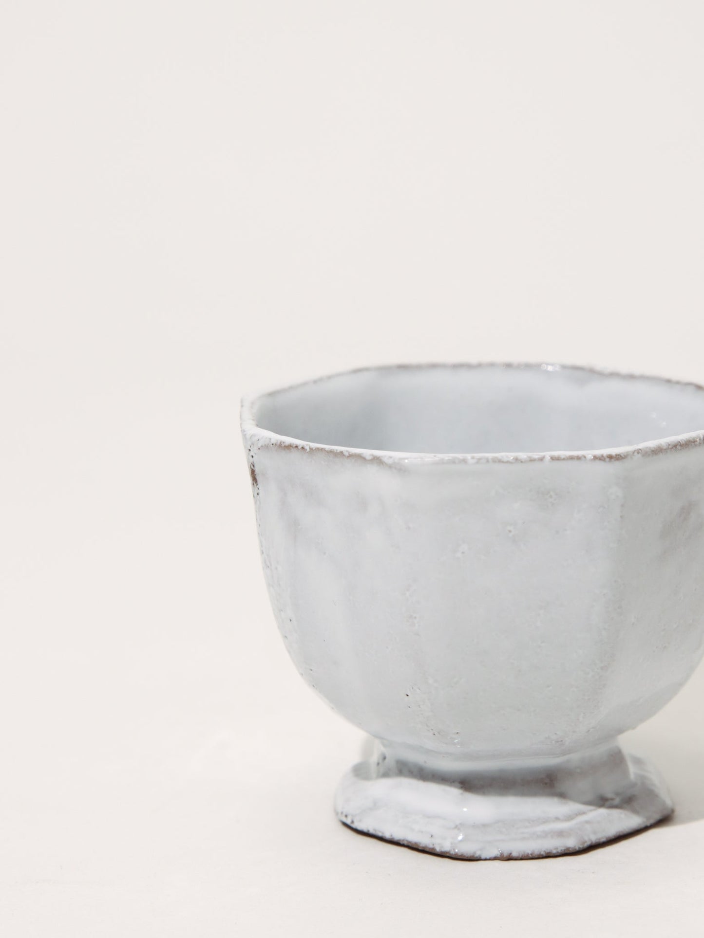 Revolution Egg カップ