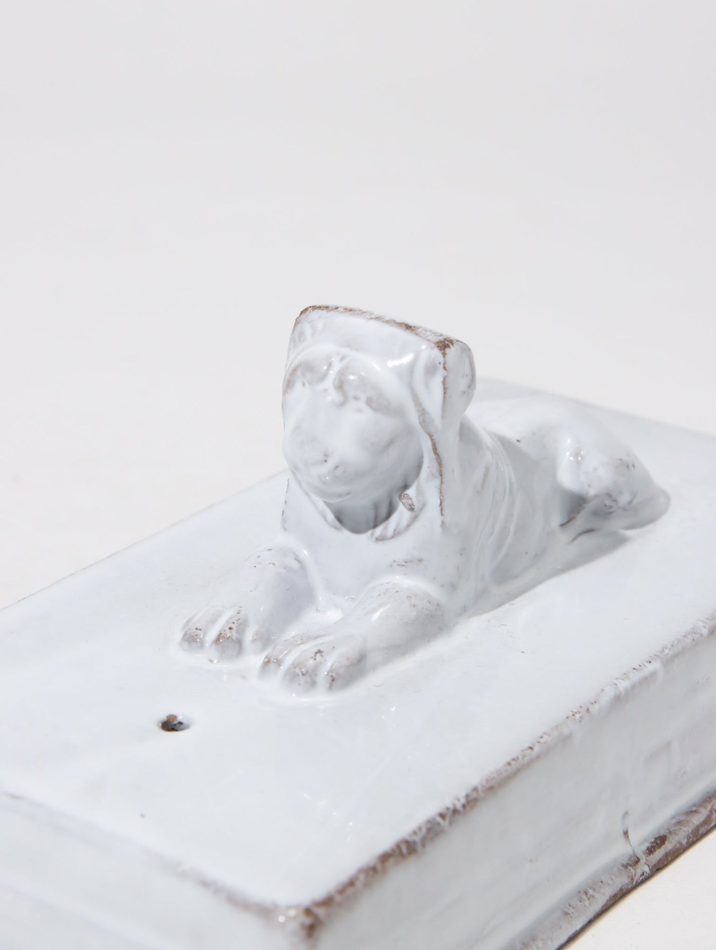 Lion on Slab インセンスホルダー