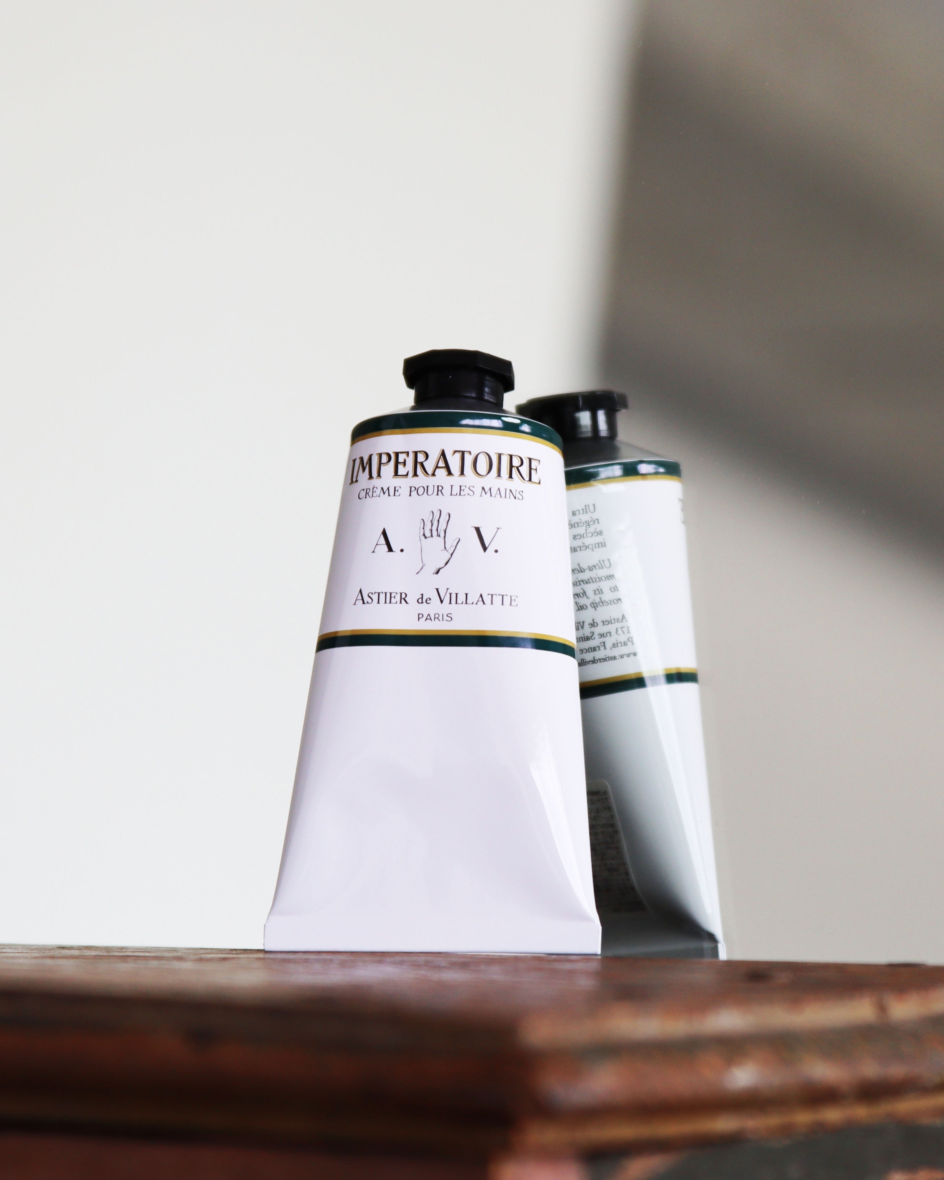 持ち運べる美と香り。