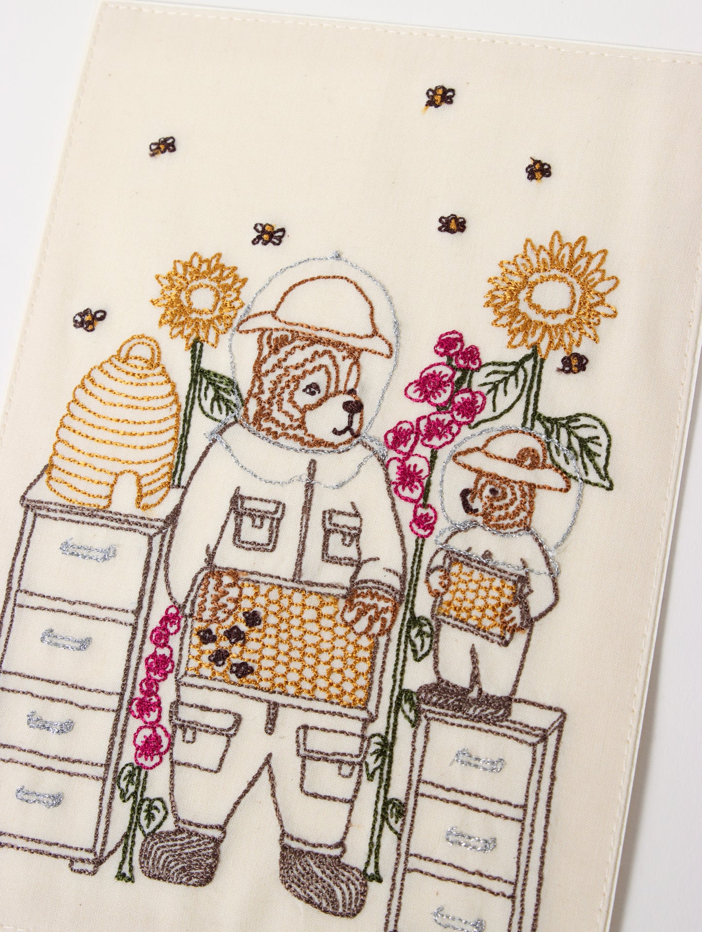 刺繍カード Beekeeper Bears