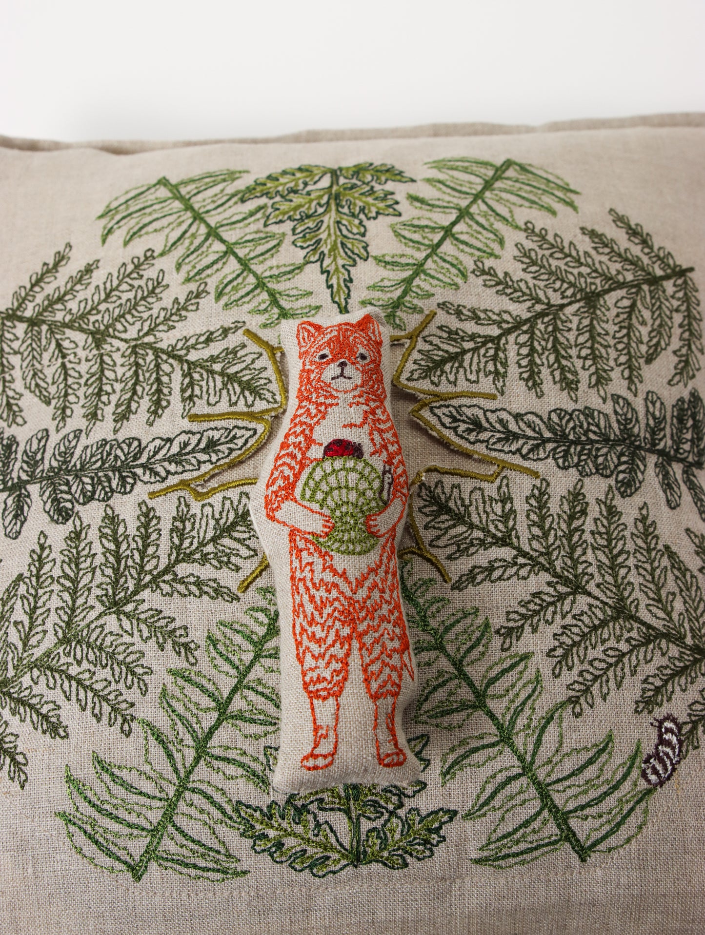 クッションカバー 30x30 Fox with Ferns