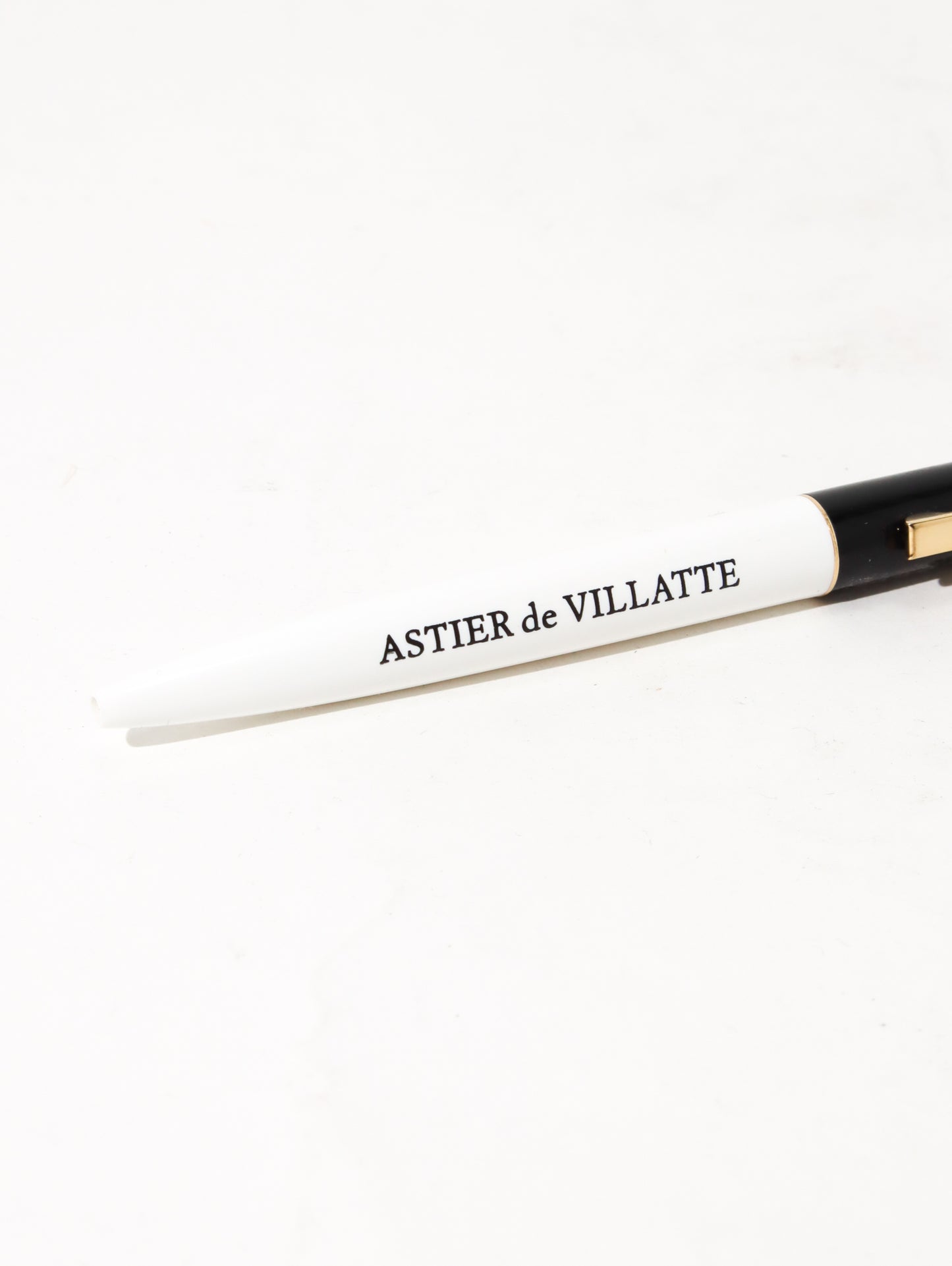 White & Black Astier de Villatte Bic　ボールペン