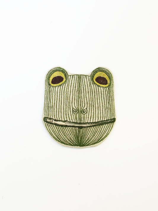 ポーチ Lucky Frog with Bell