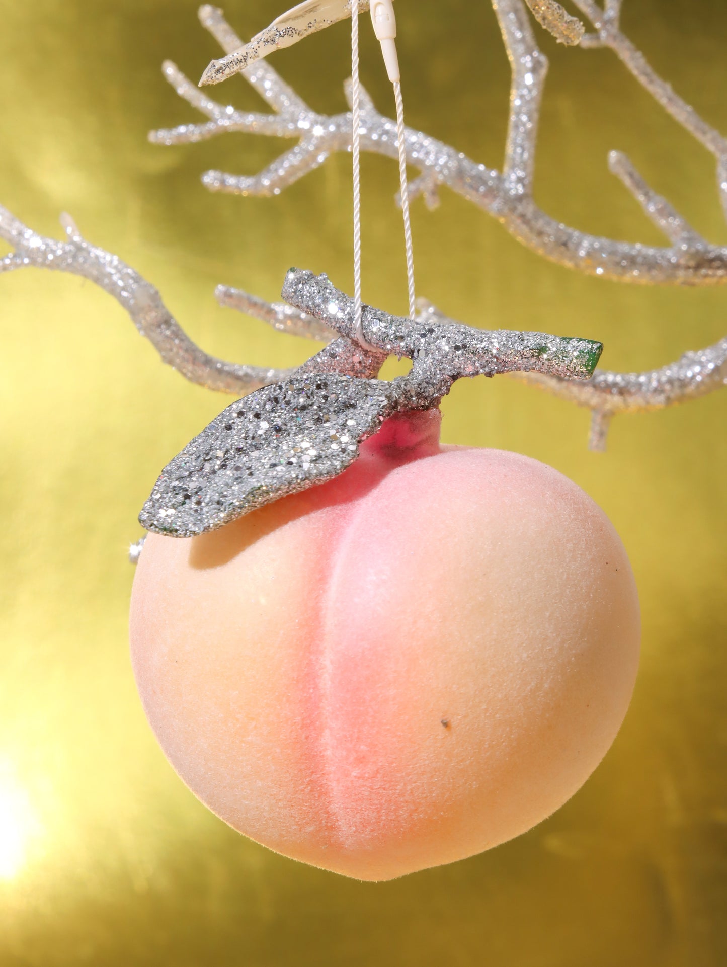 オーナメント WHITE PEACH