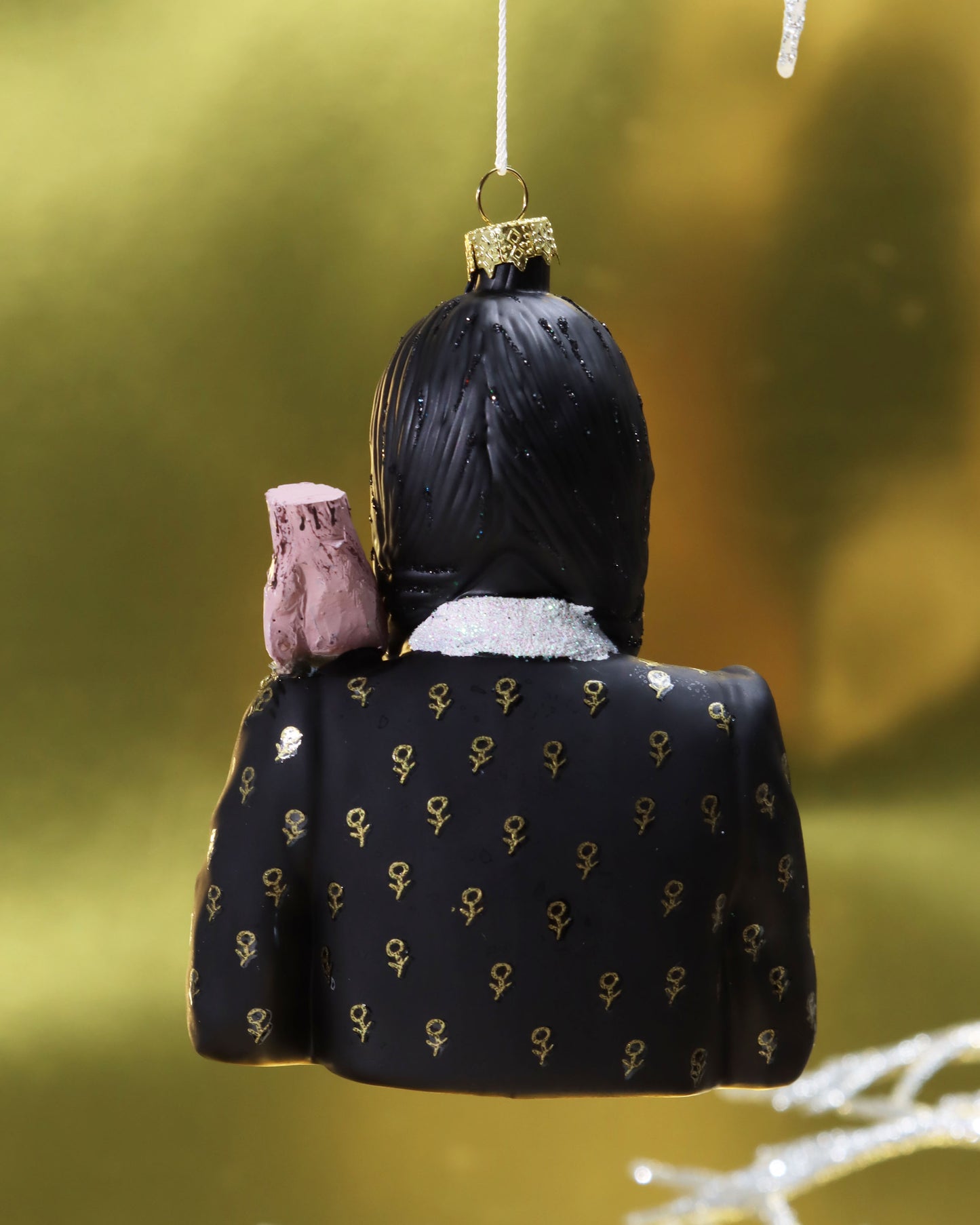 オーナメント WEDNESDAY