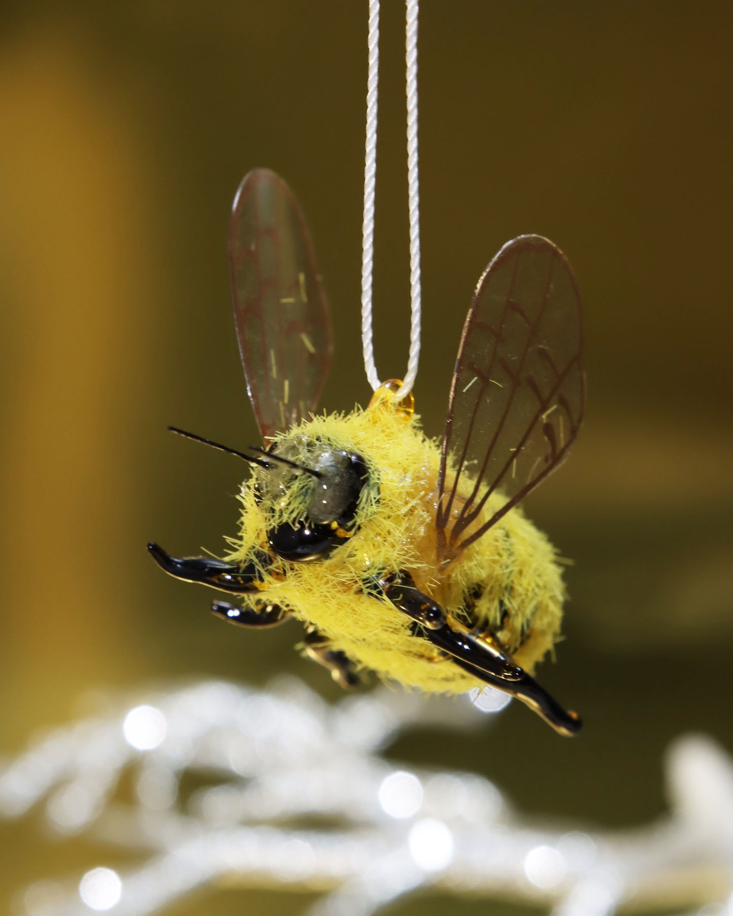 オーナメント IN FLIGHT HONEYBEE