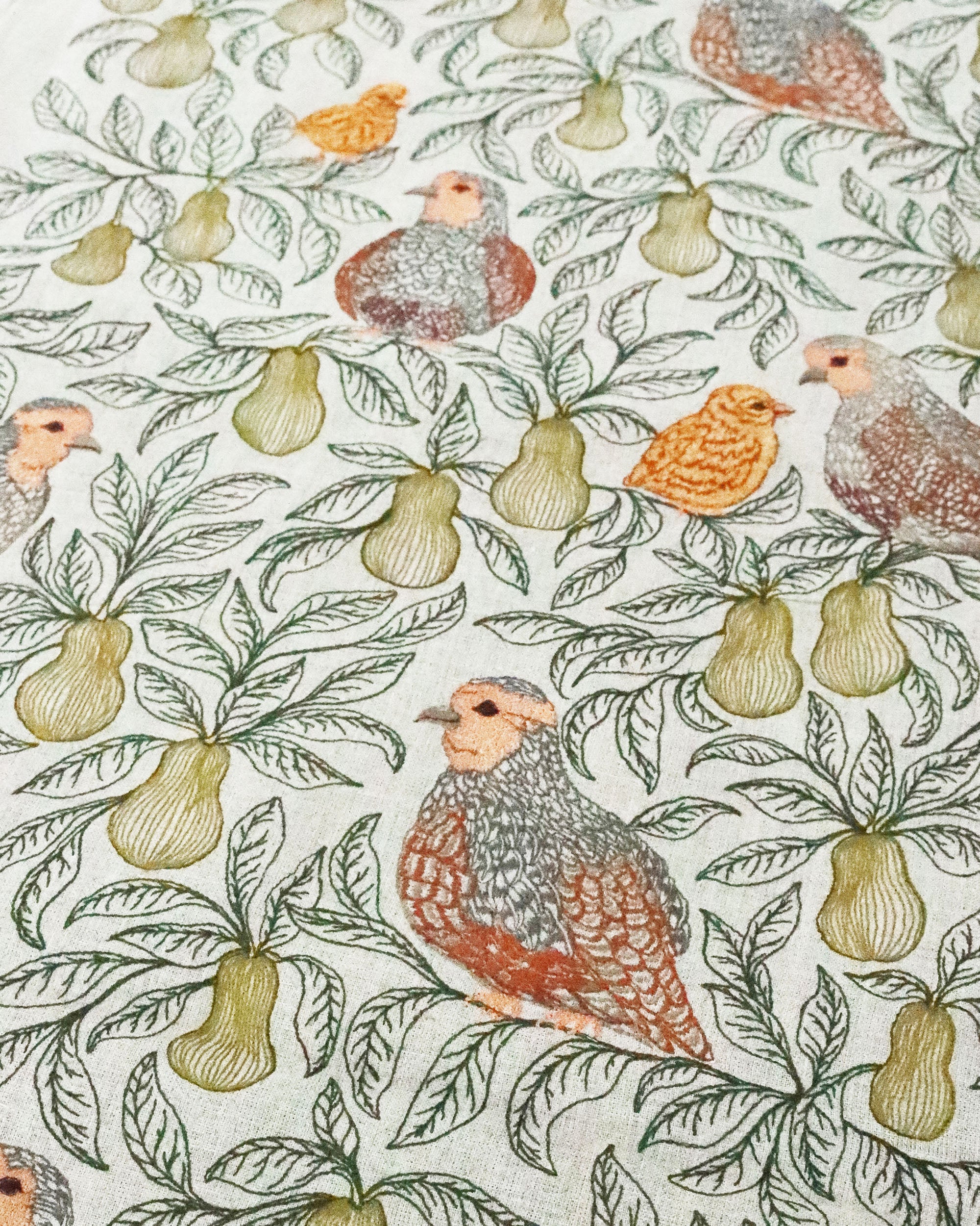 テーブルランナー Partridge in a Pear Tree – ATELIER ONLINE