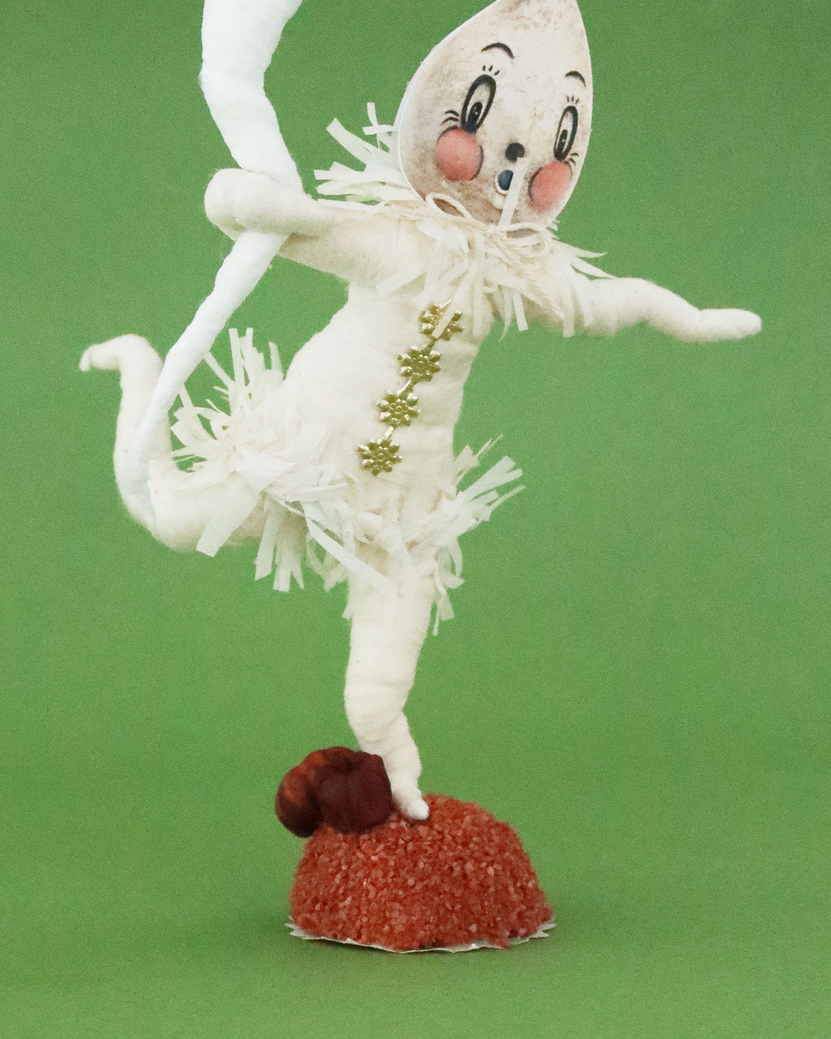 オブジェ Haunting Ghosts (In Partnership With Johanna Parker Design)