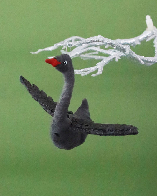オーナメント Flying Black Swan