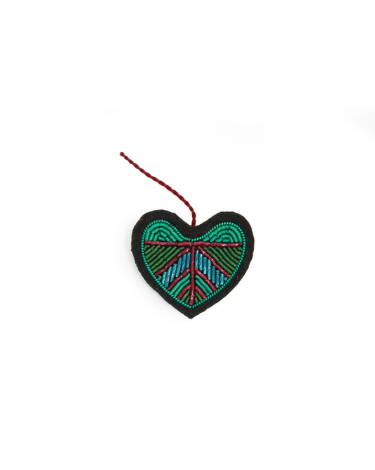 ブローチ Heart Leaf