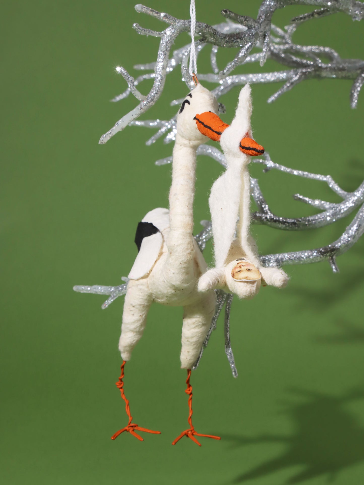 オーナメント Standing Stork W/Baby