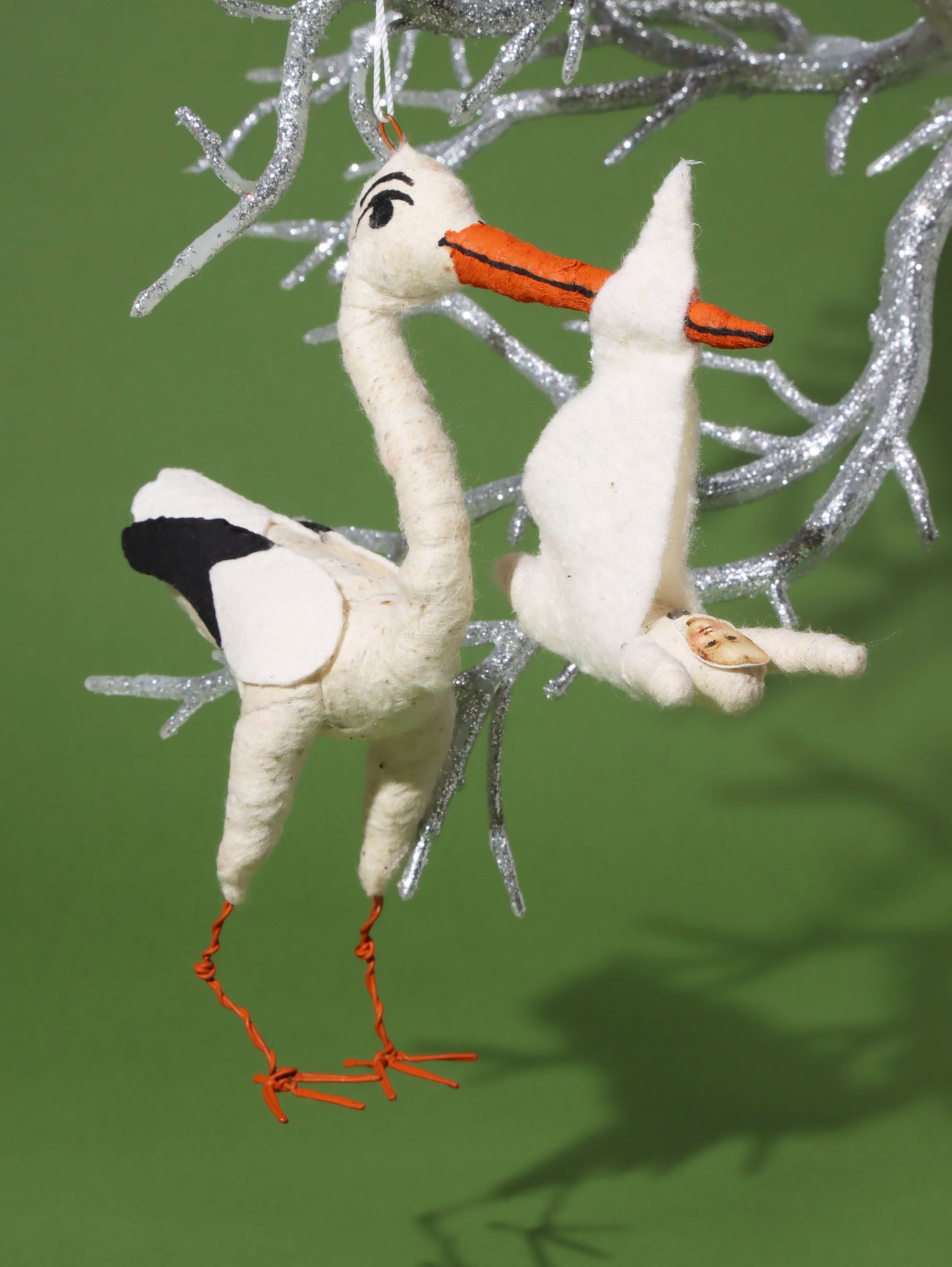 オーナメント Standing Stork W/Baby