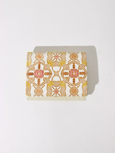 ＜文庫革 × Natalie Lete＞三つ折り財布 HAPPY PATTERN