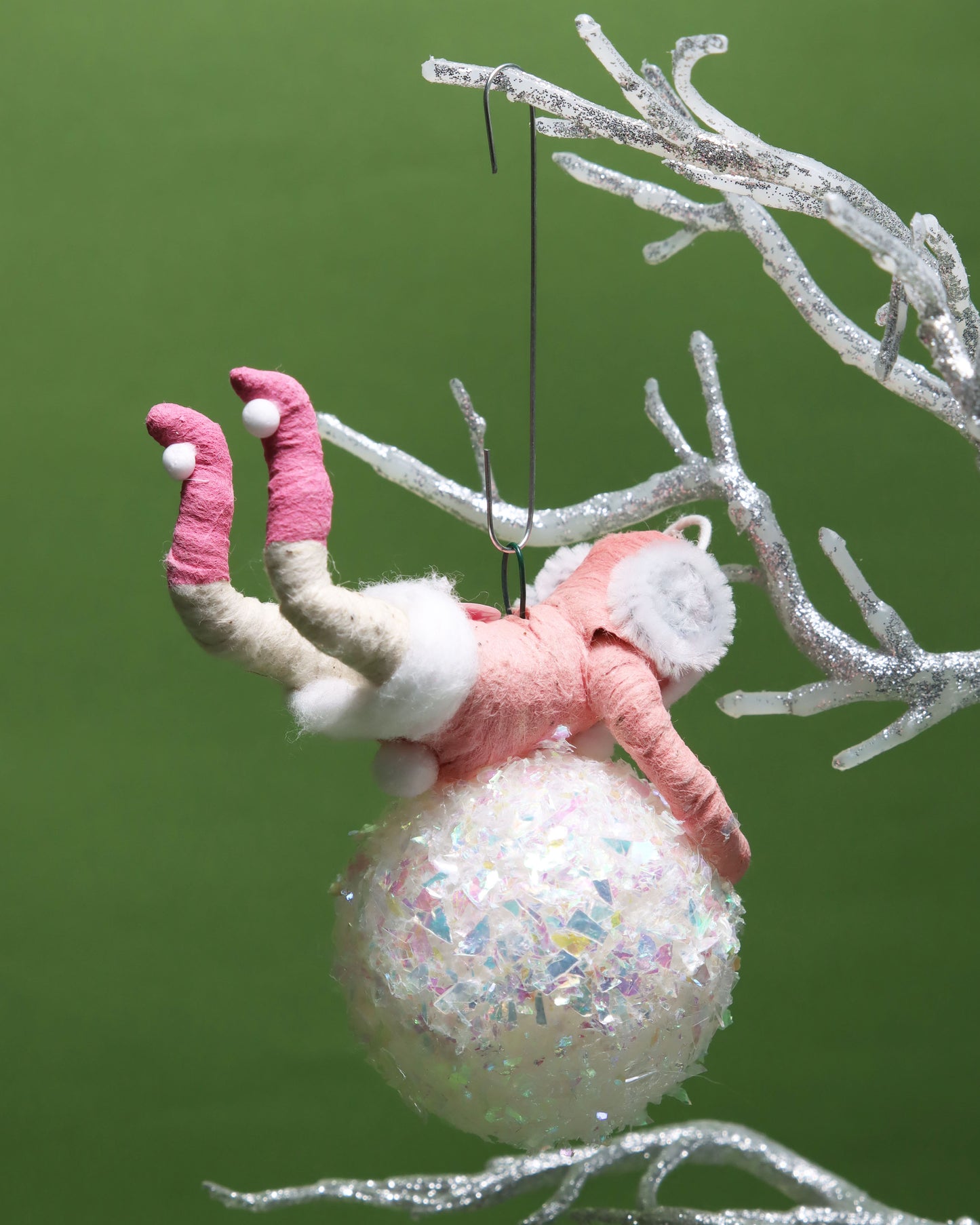 オーナメント Pink Holding On For Dear Life