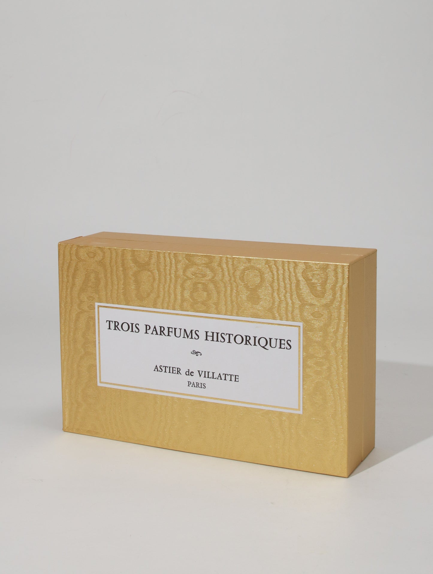 Trois Pafums Historiques コフレ