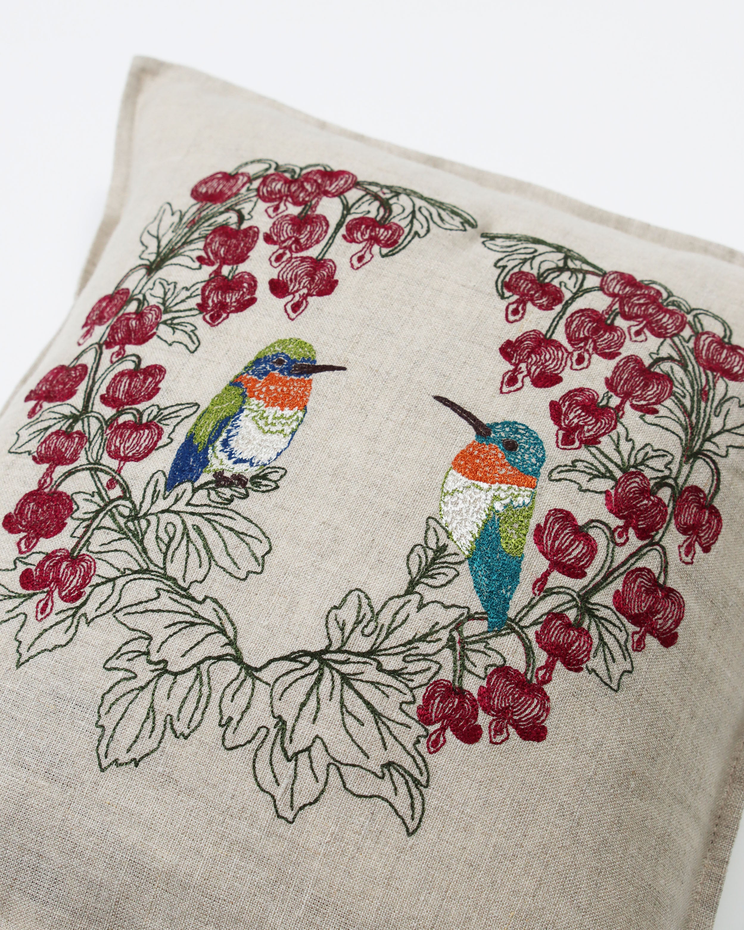 クッションカバー 30×30 Hummingbird Hearts – ATELIER ONLINE