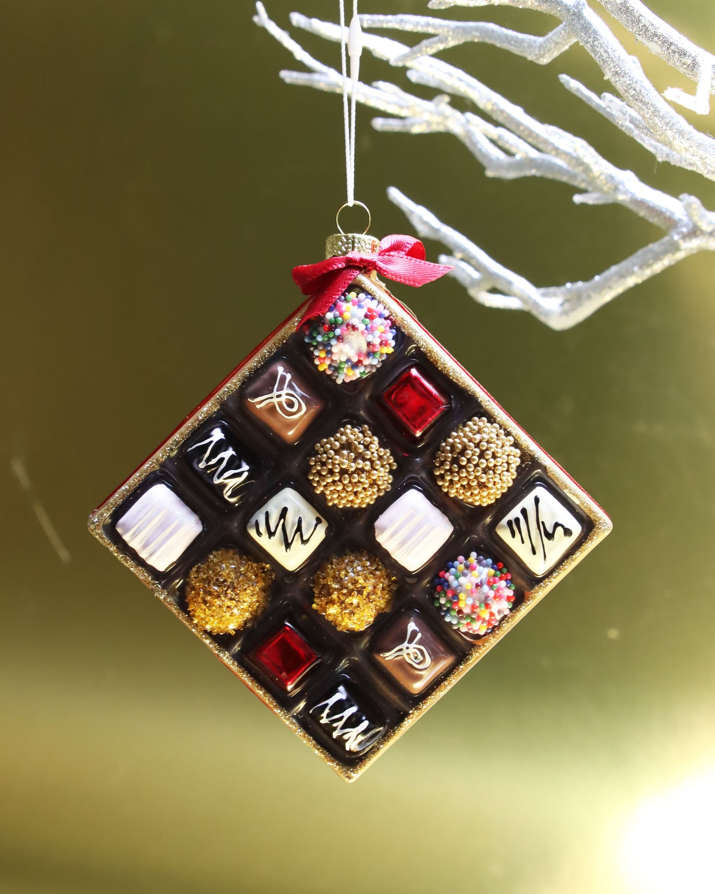 オーナメント BOX OF CHOCOLATES