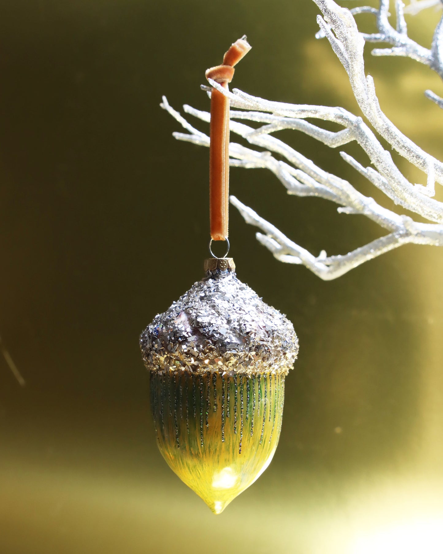 オーナメント OLDE OAK ACORN