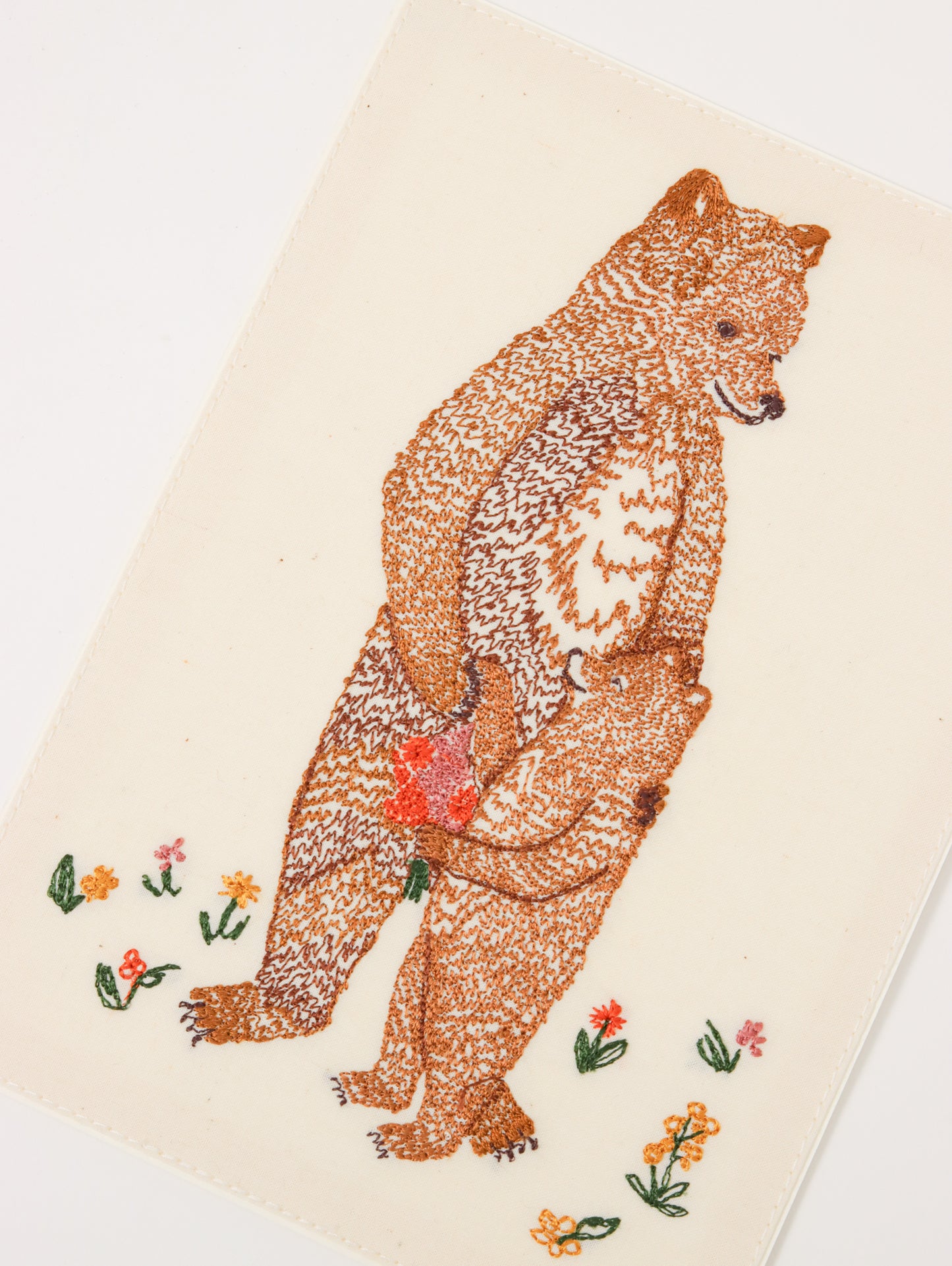 刺繍カード Mama Bear and Cub