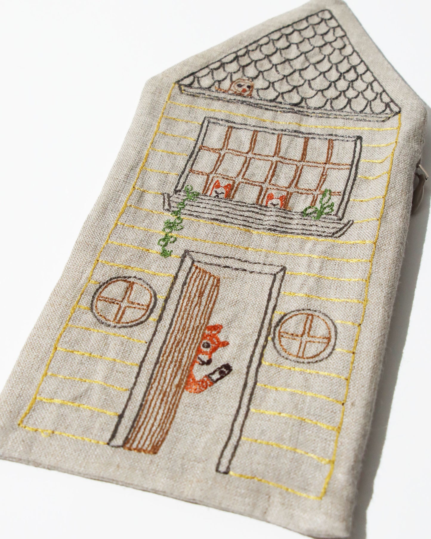 ポーチ House (FOX)