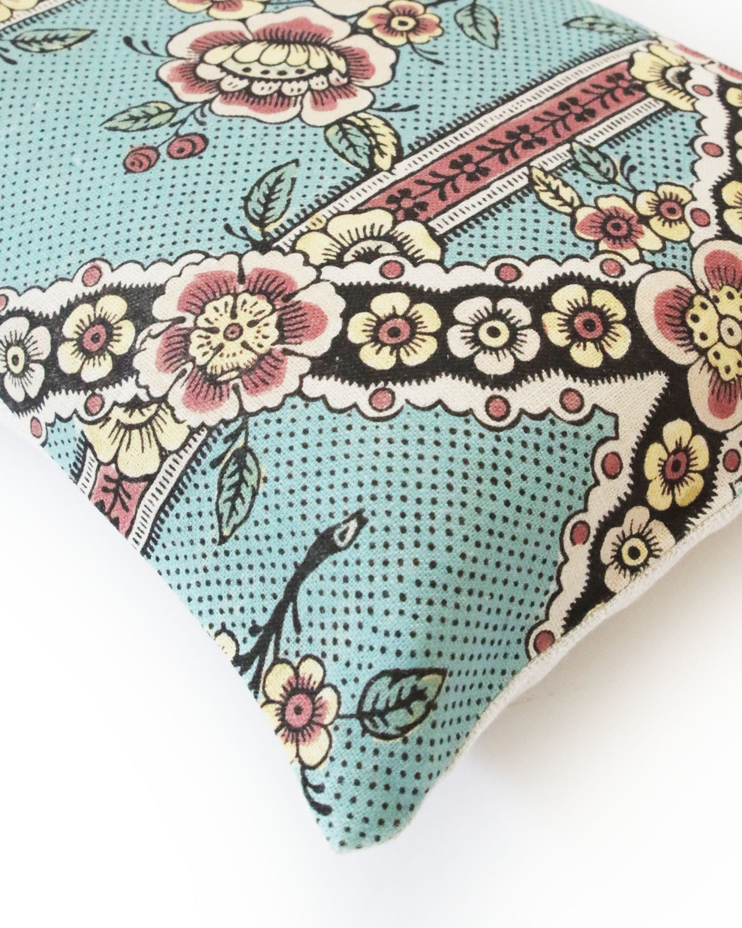 クッションカバー 42×34 Guirlandes de fleurs