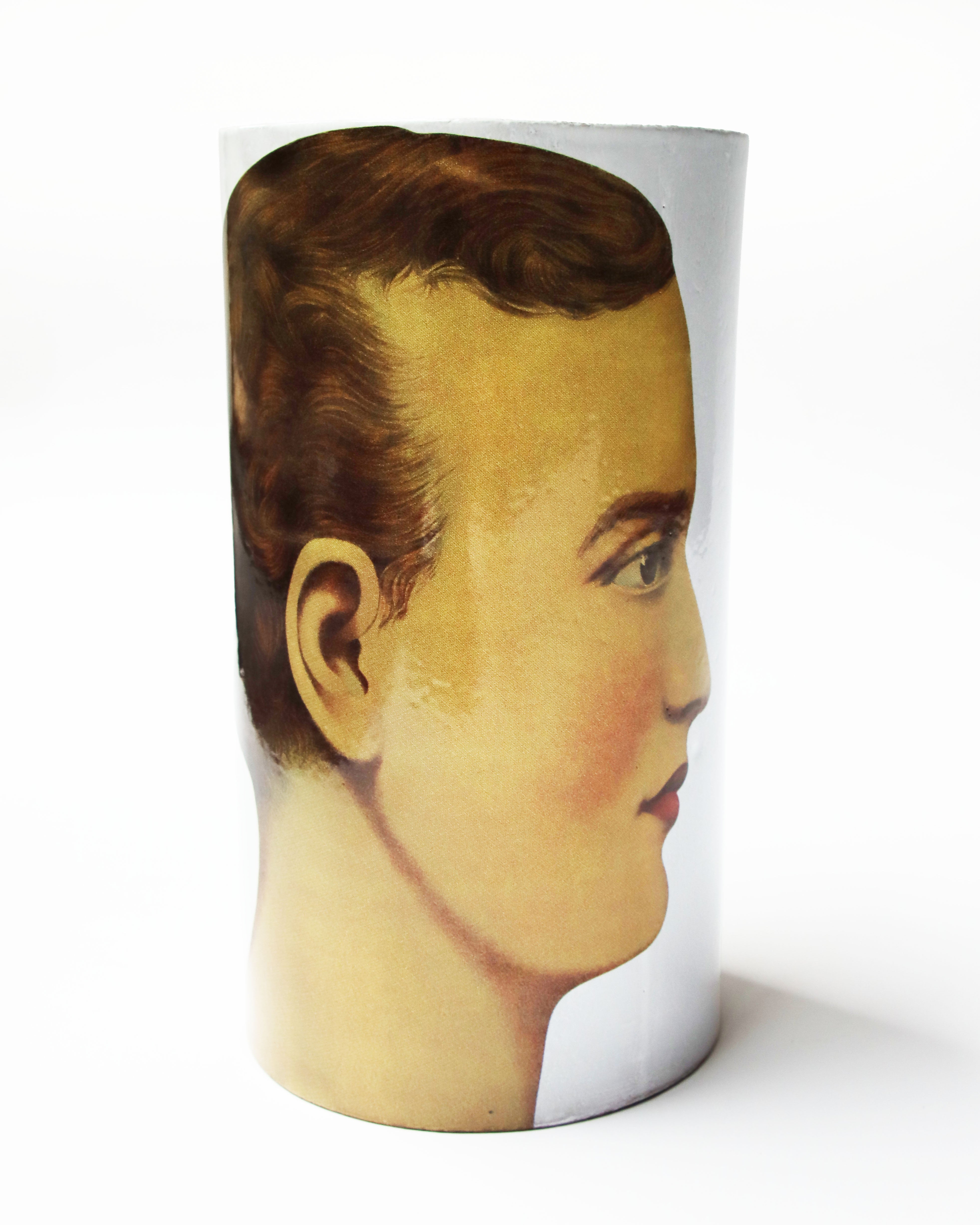 John Derian The Vase has Two Faces Tube ベース – ATELIER ONLINE