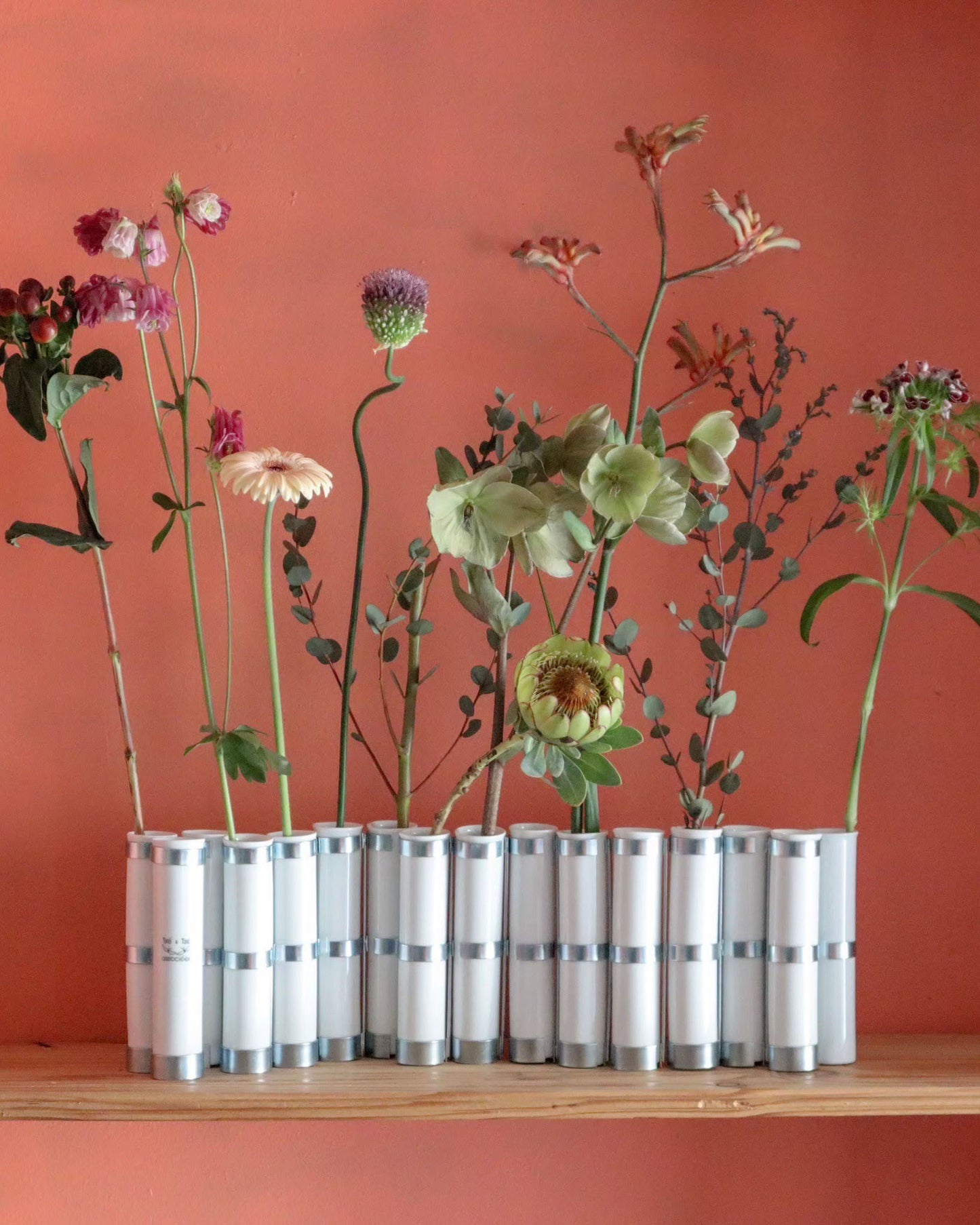 四月の花器 Limoges Porcelain