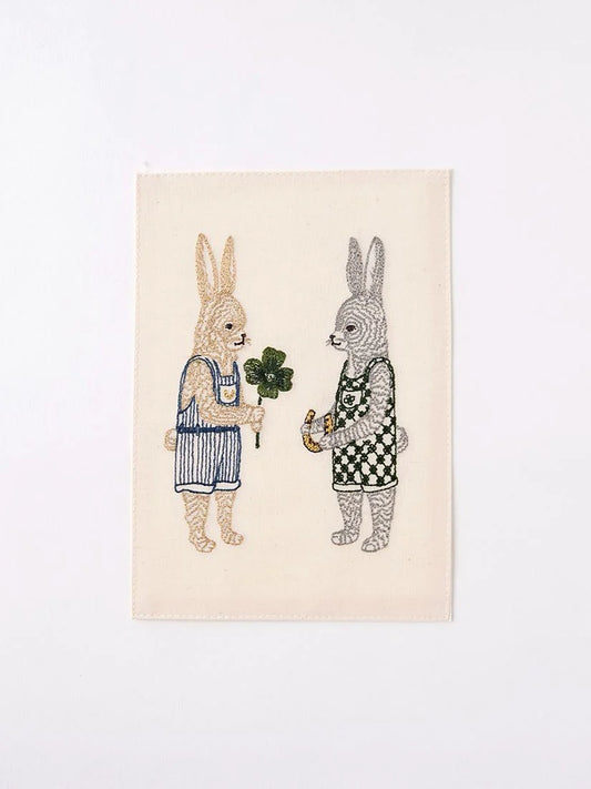 刺繍カード Good Luck Bunnies